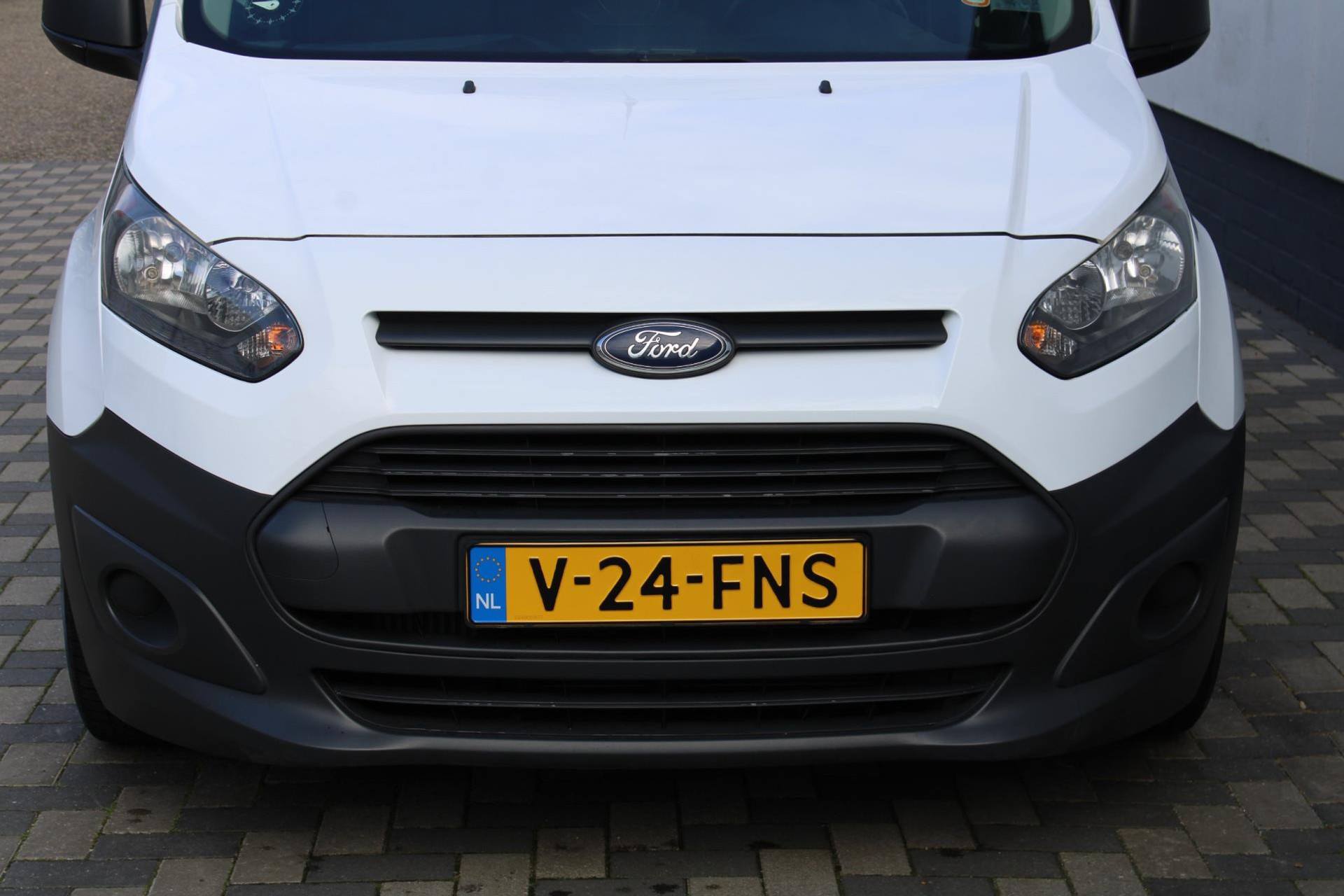 37346245-32.jpg