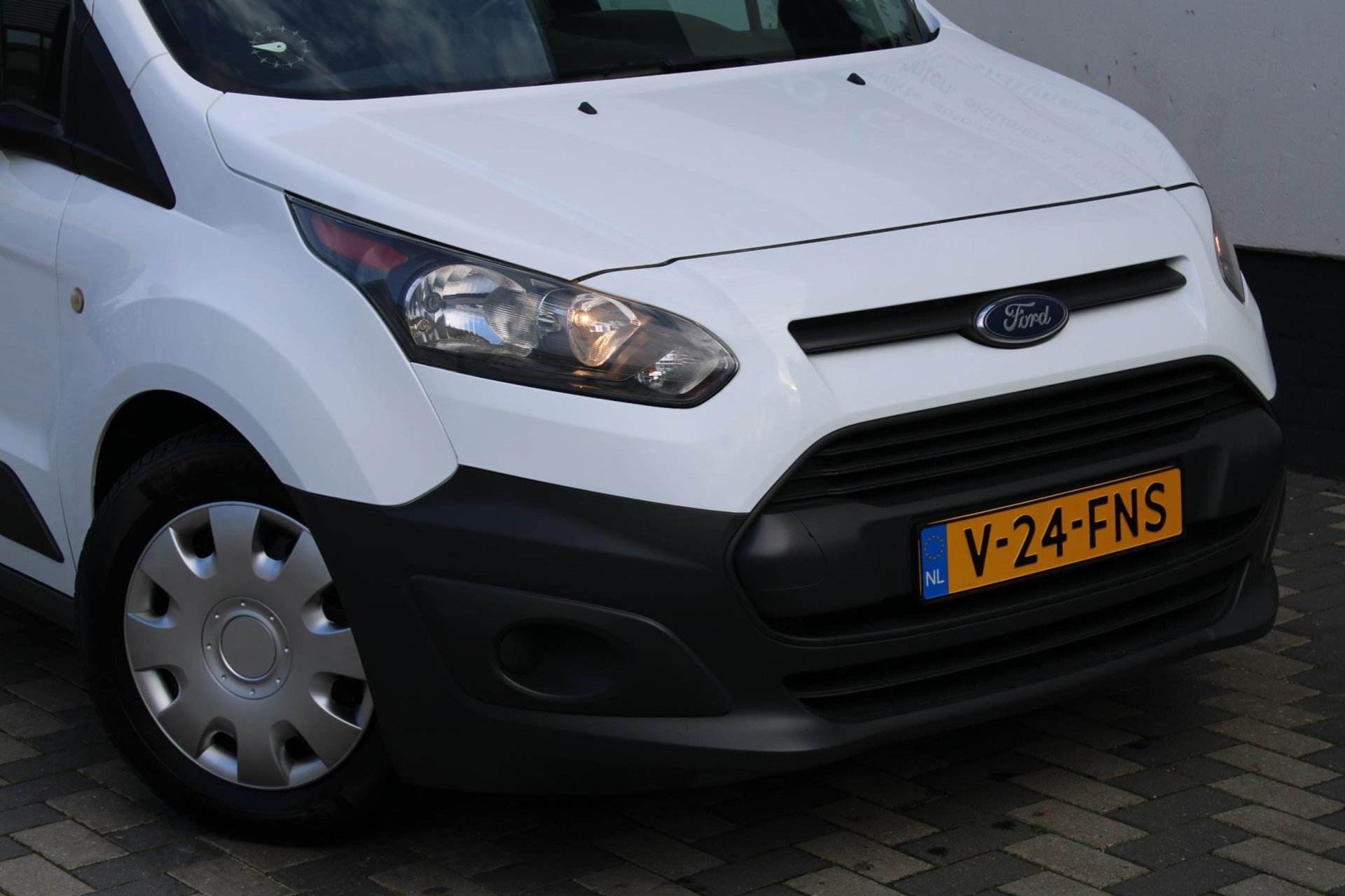 37346245-53.jpg