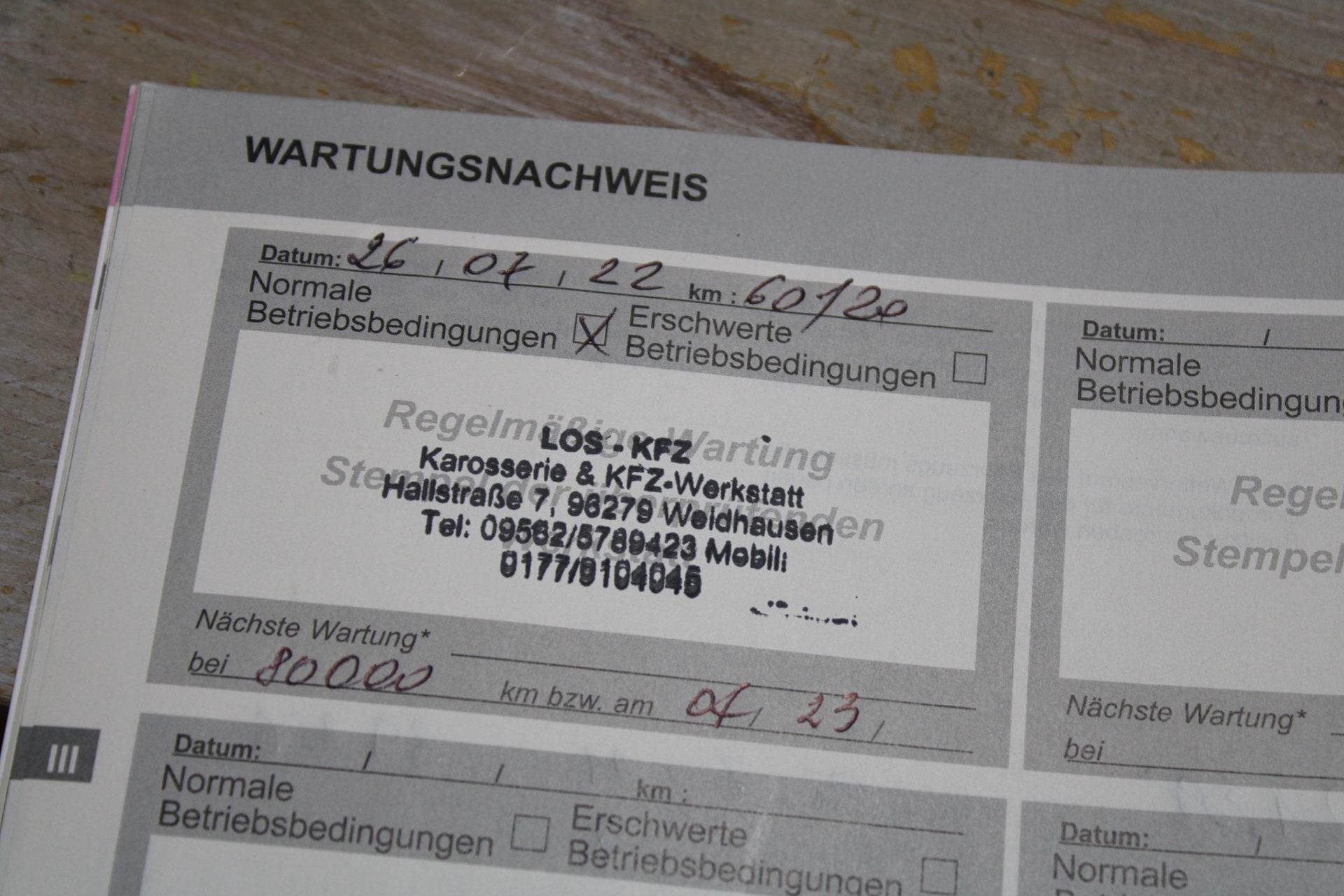 38598017-40.jpg