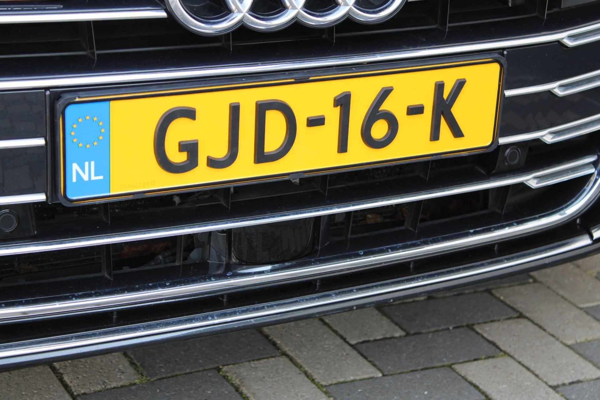 39631665-80.jpg