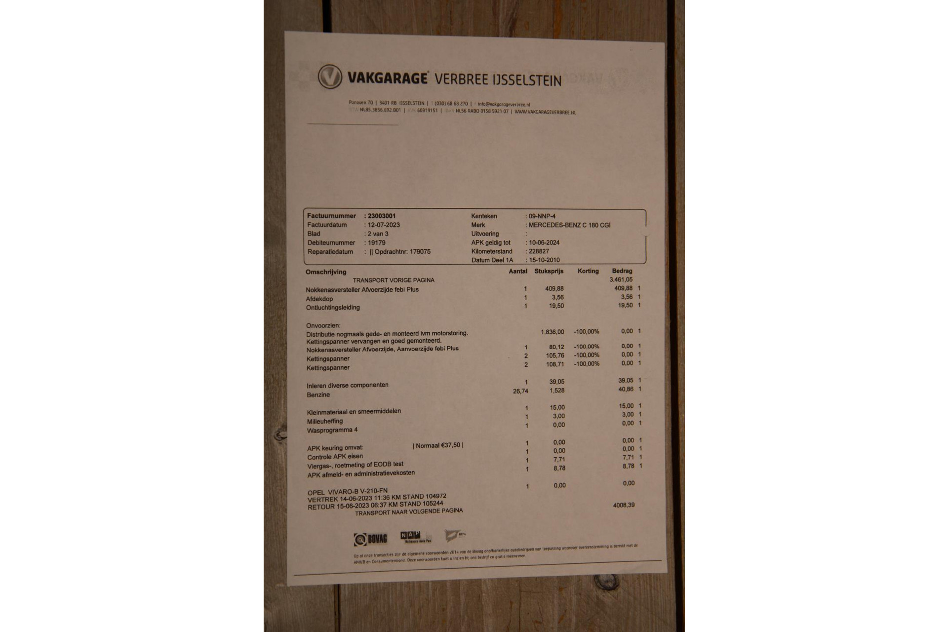 41642948-75.jpg
