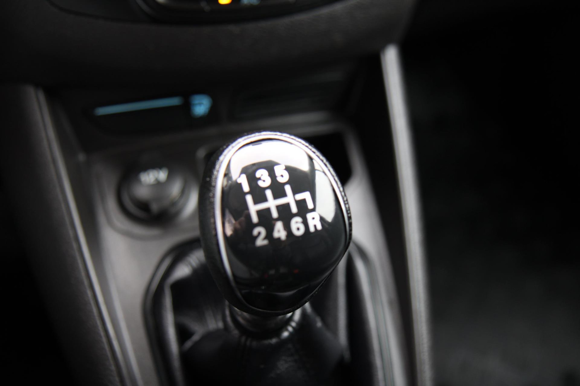 42166424-17.jpg