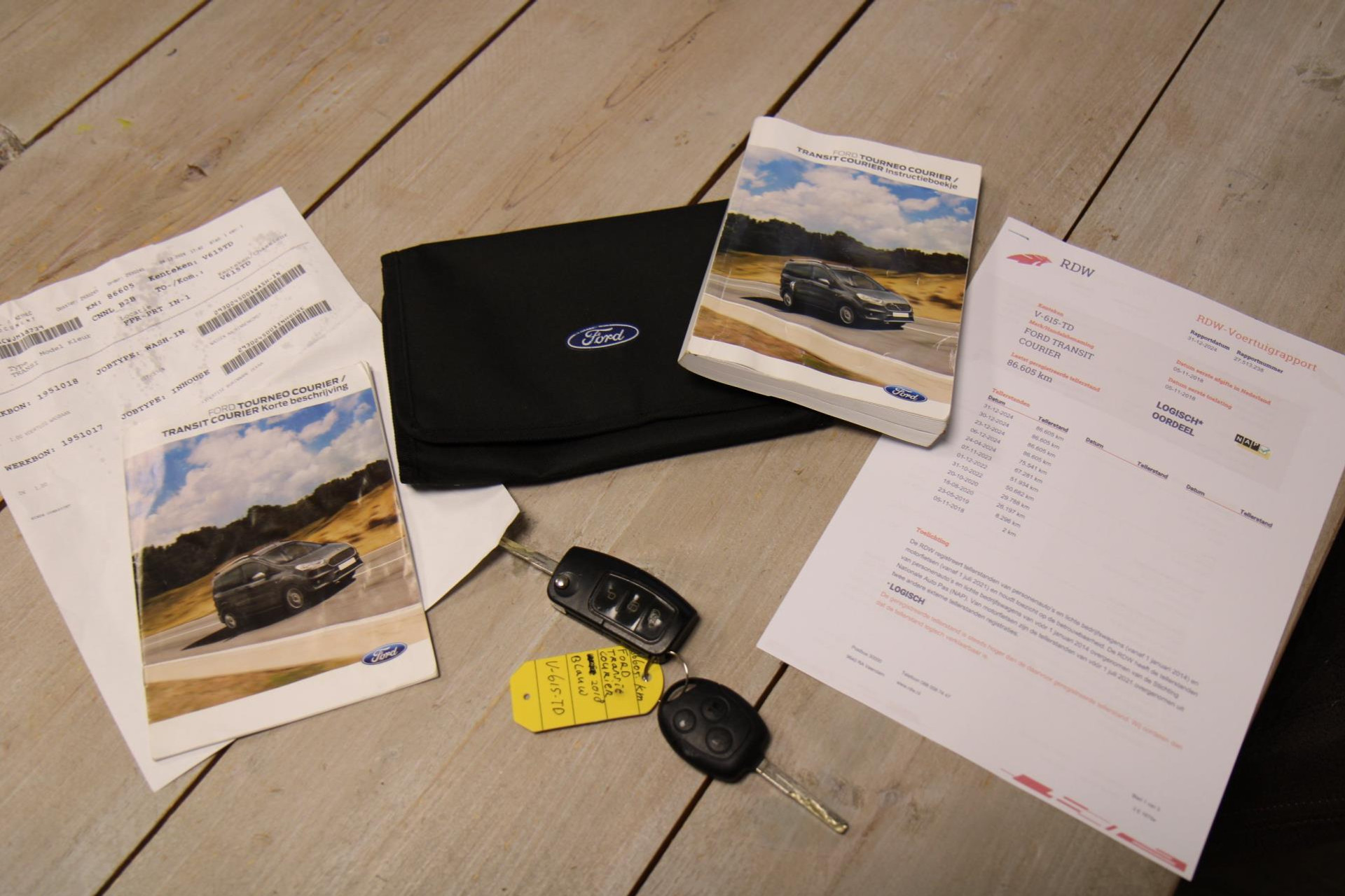 42166424-19.jpg