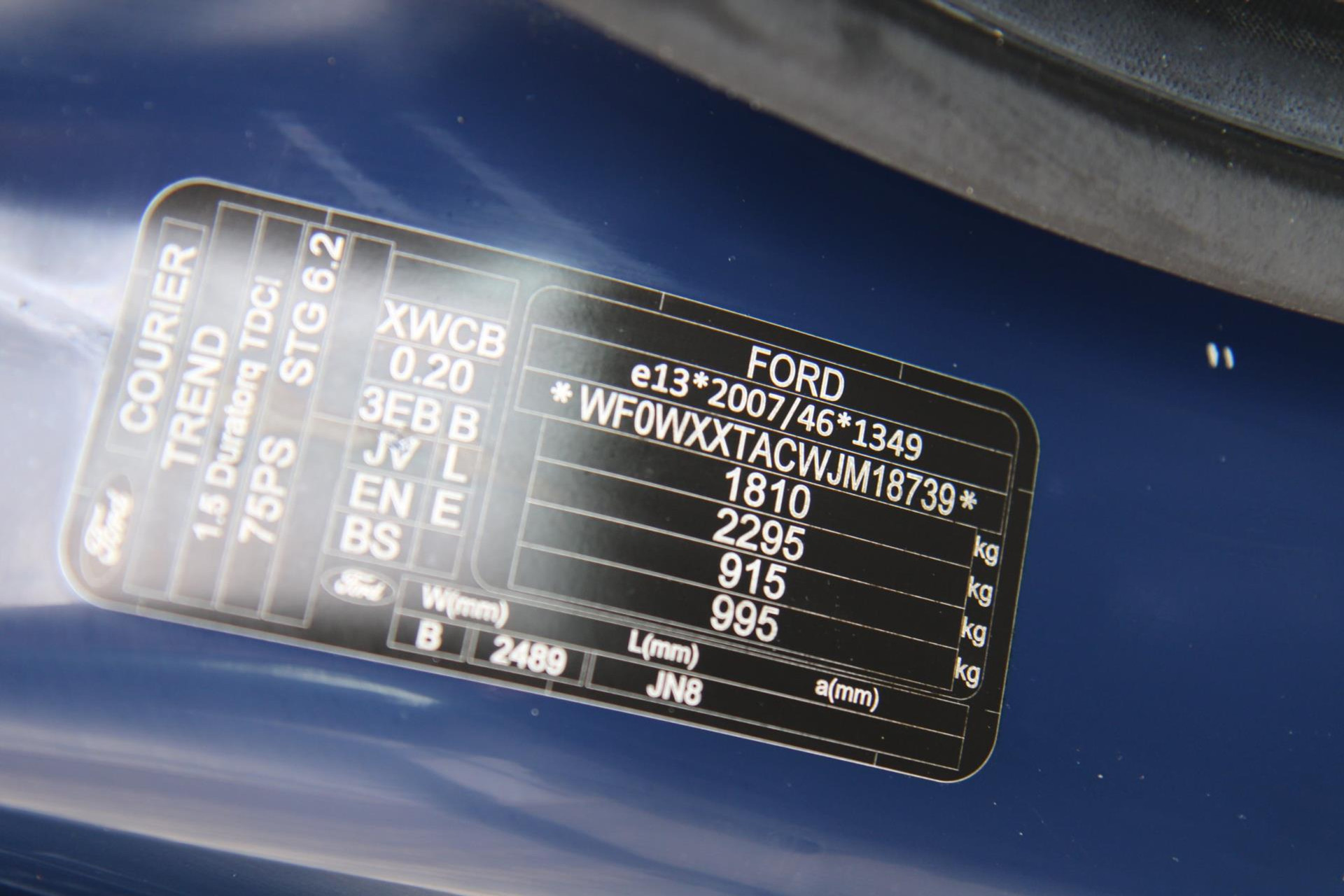 42166424-22.jpg