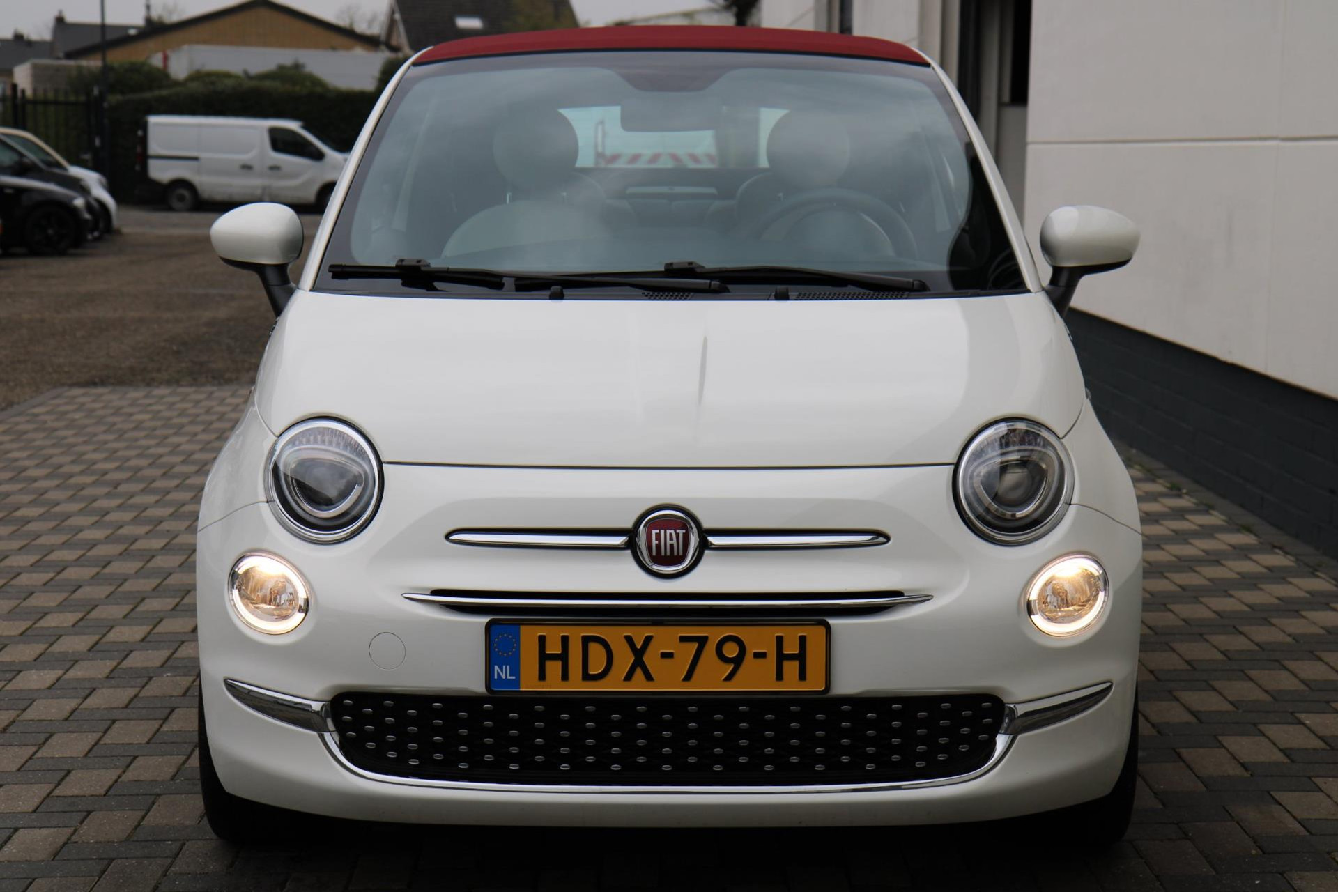 42442843-57.jpg