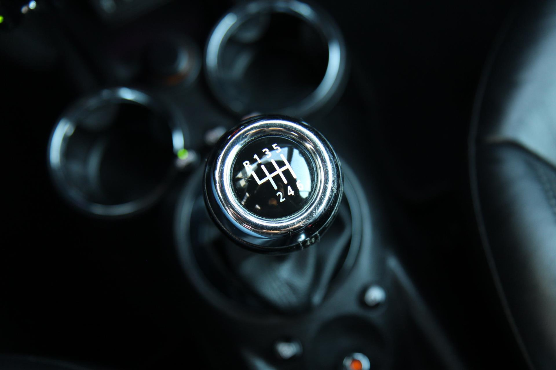 42718683-27.jpg