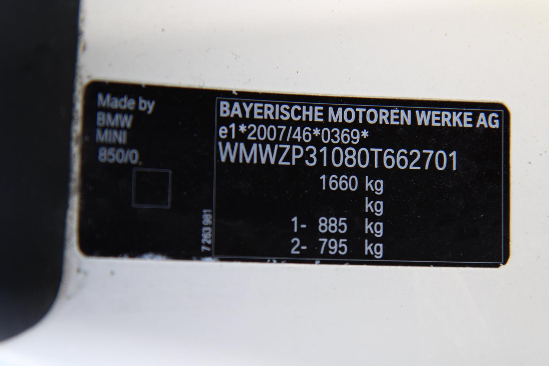 42718683-29.jpg