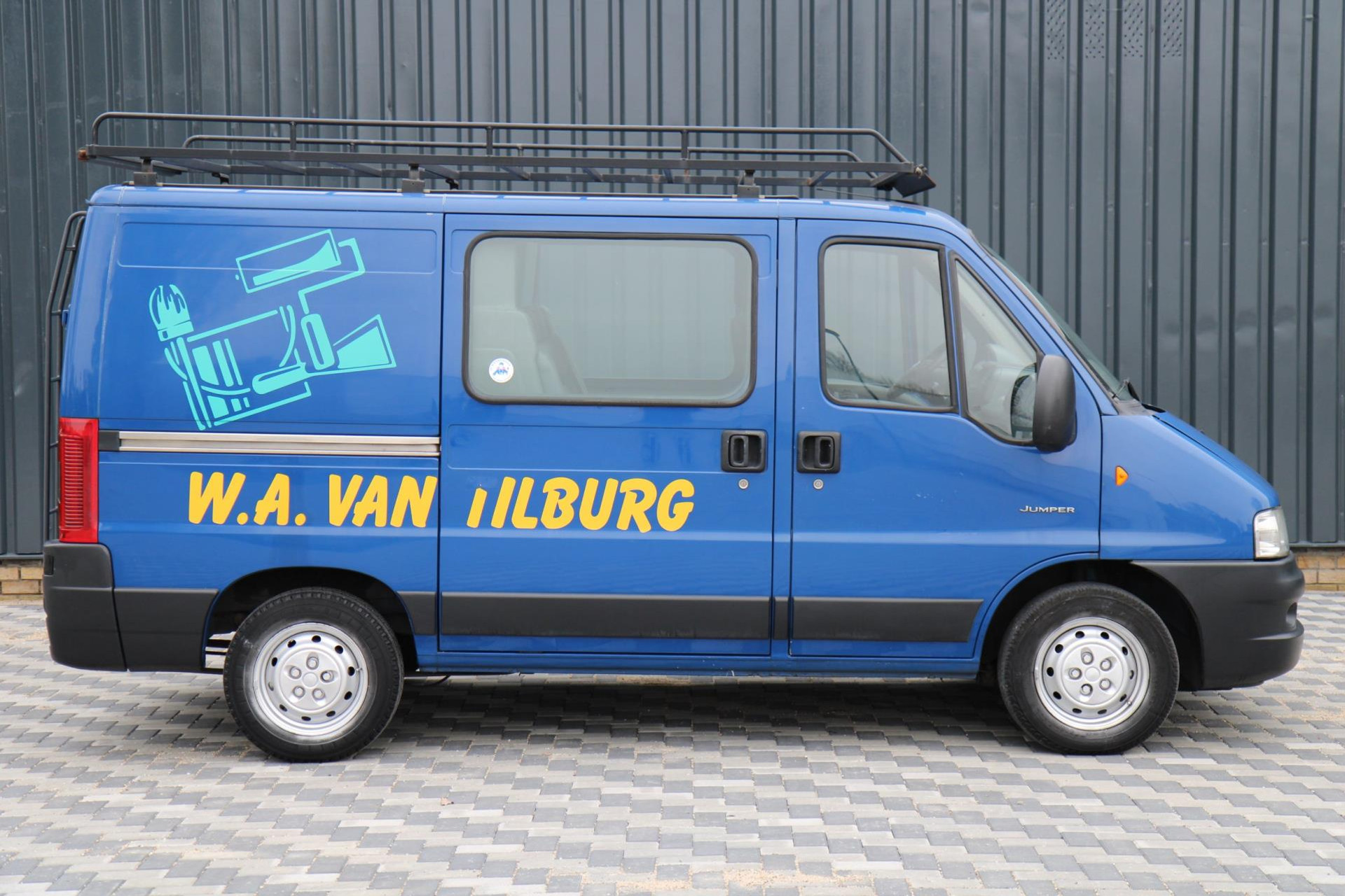 42974676-1.jpg