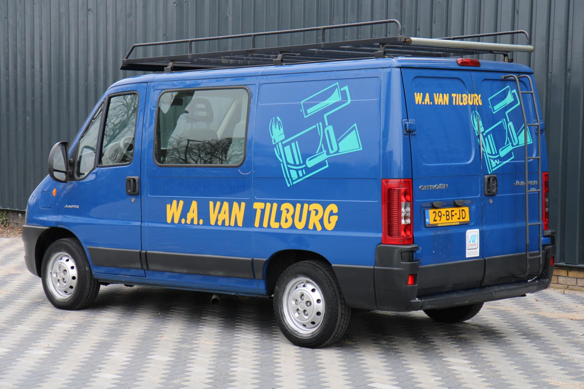 42974676-7.jpg