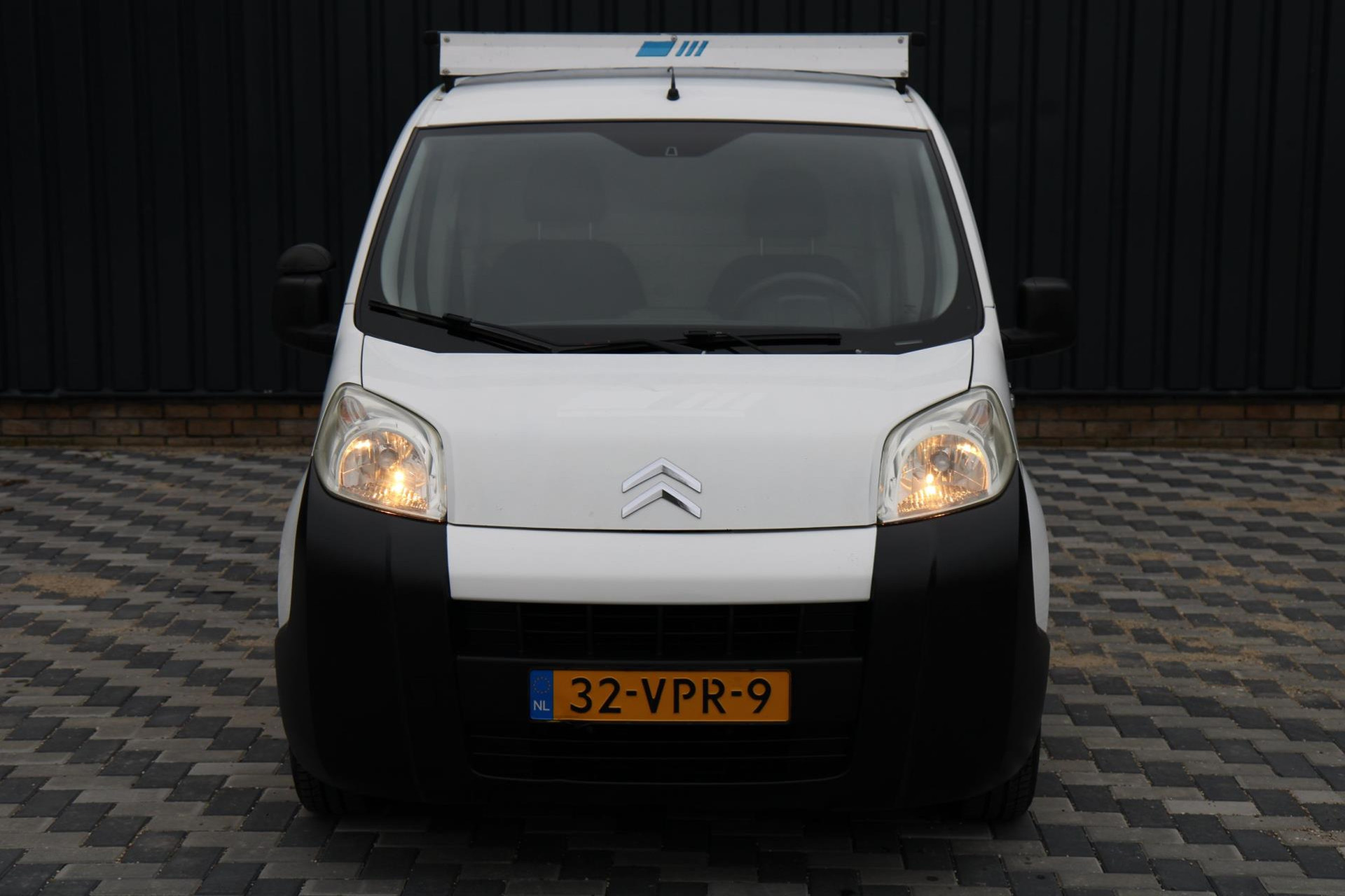 42974920-33.jpg