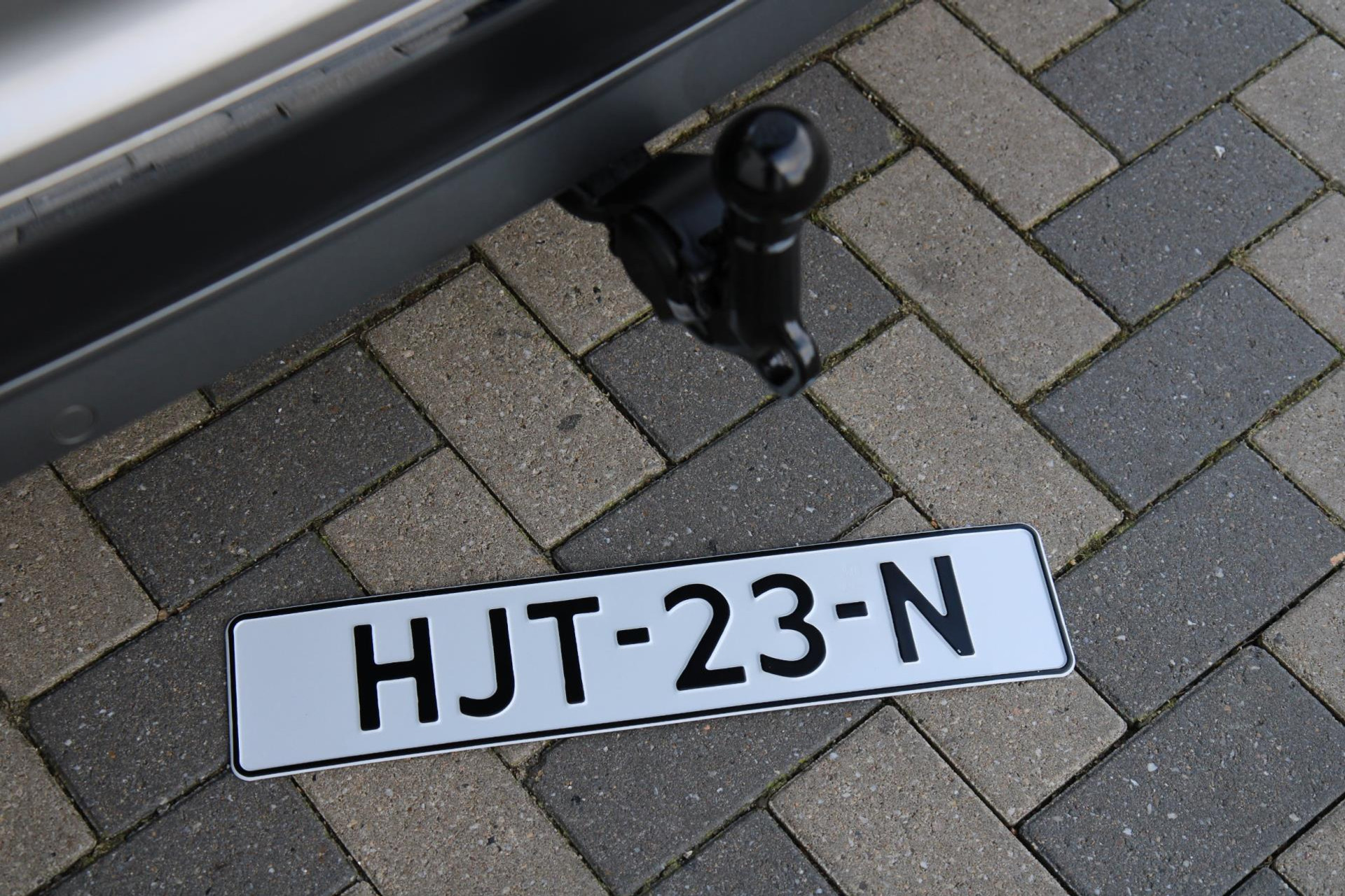 43043552-84.jpg