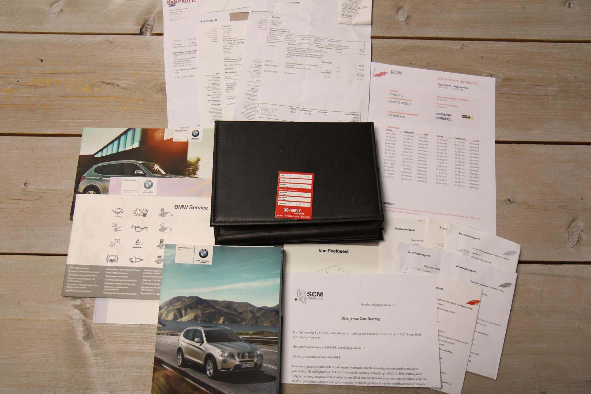 43354600-27.jpg