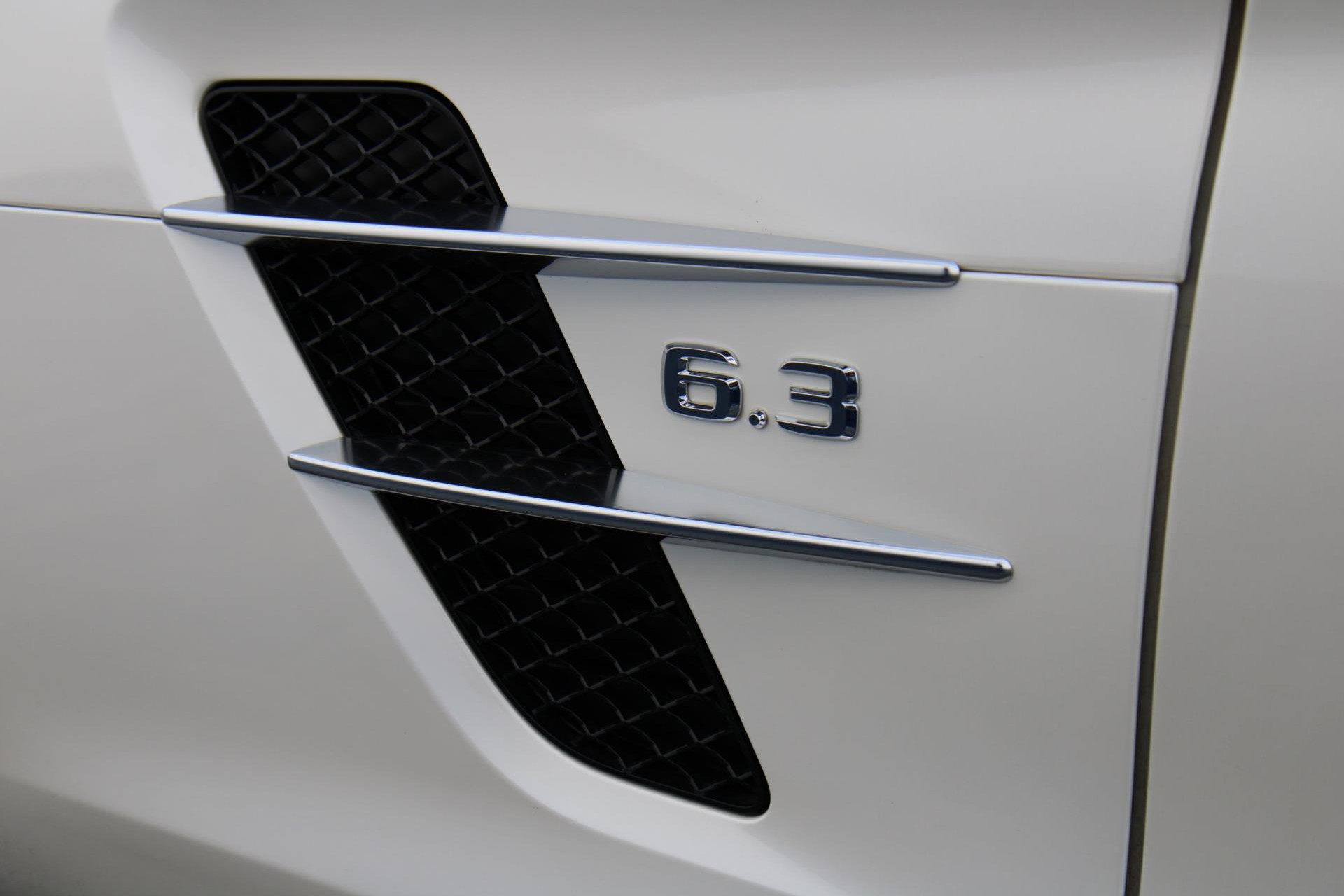 43362398-83.jpg