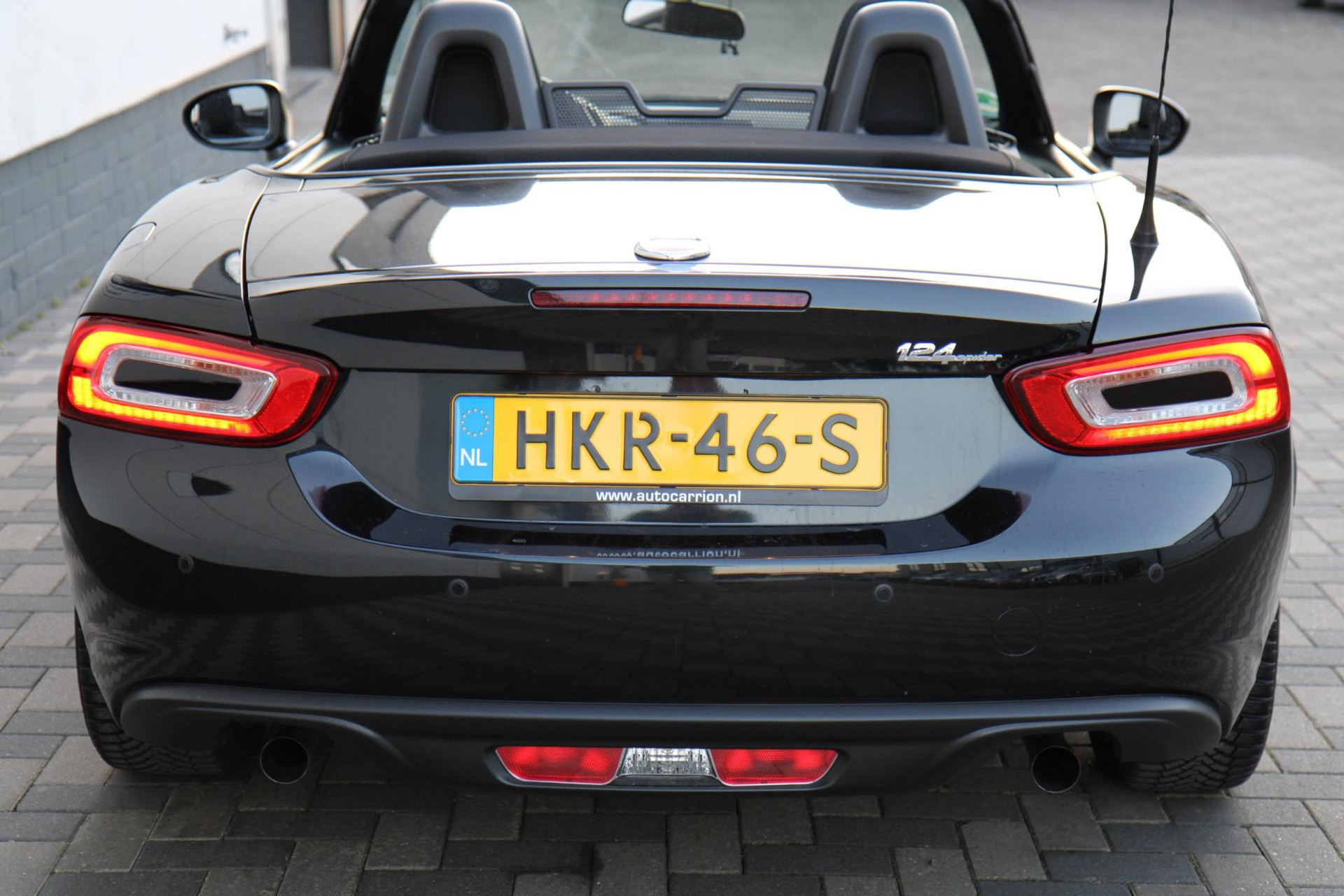43558735-44.jpg