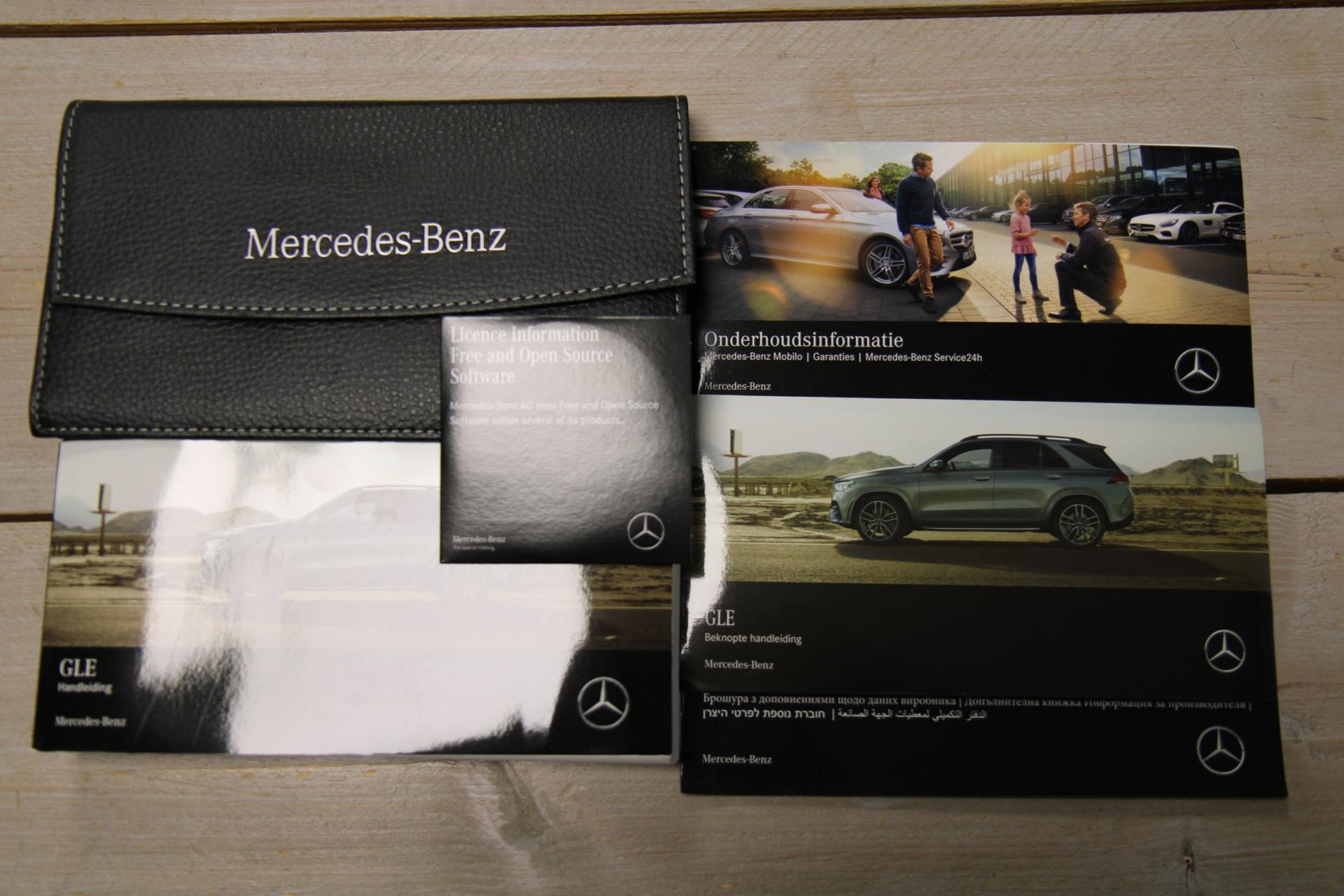 43558769-47.jpg