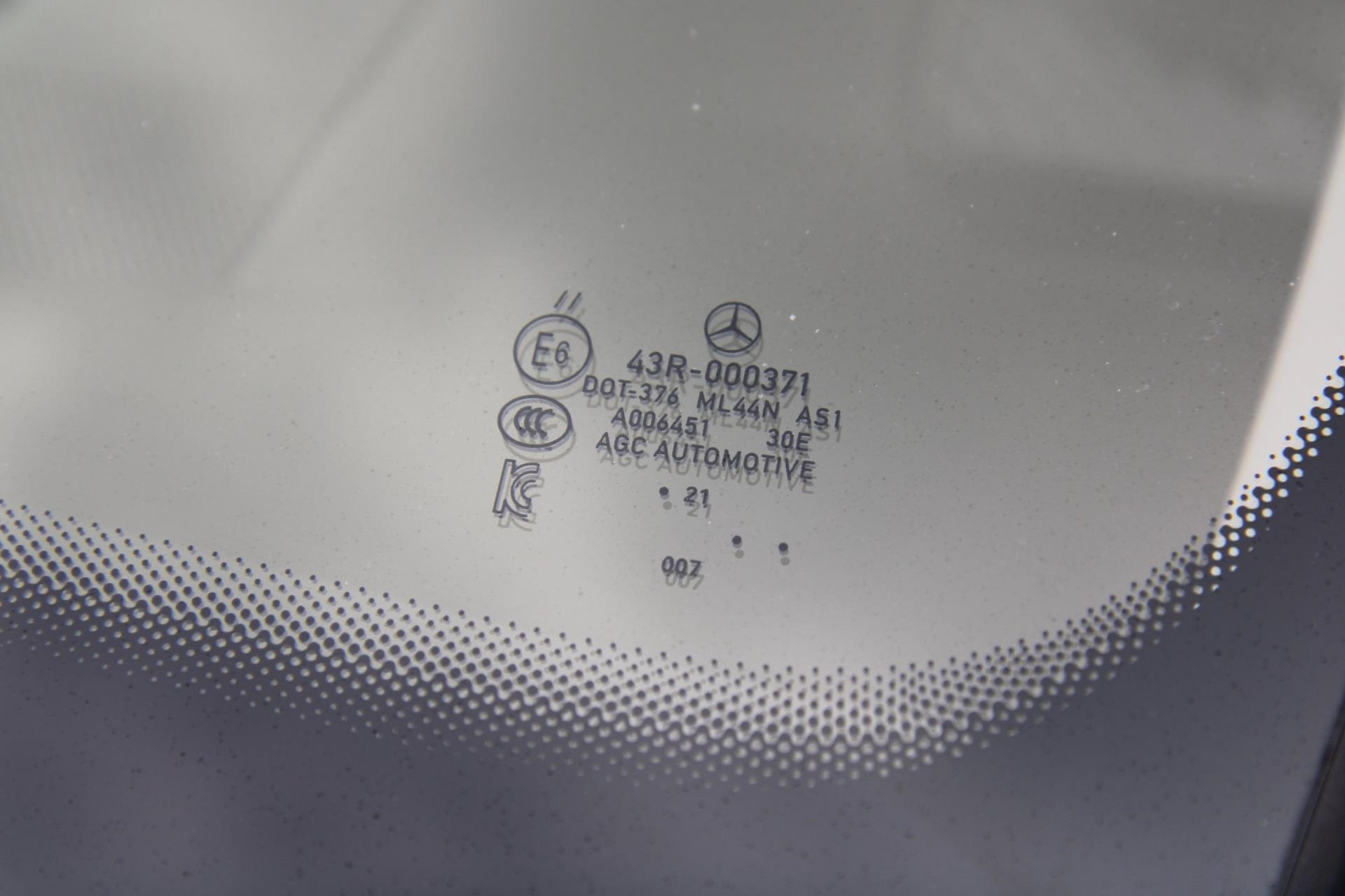 43558769-77.jpg