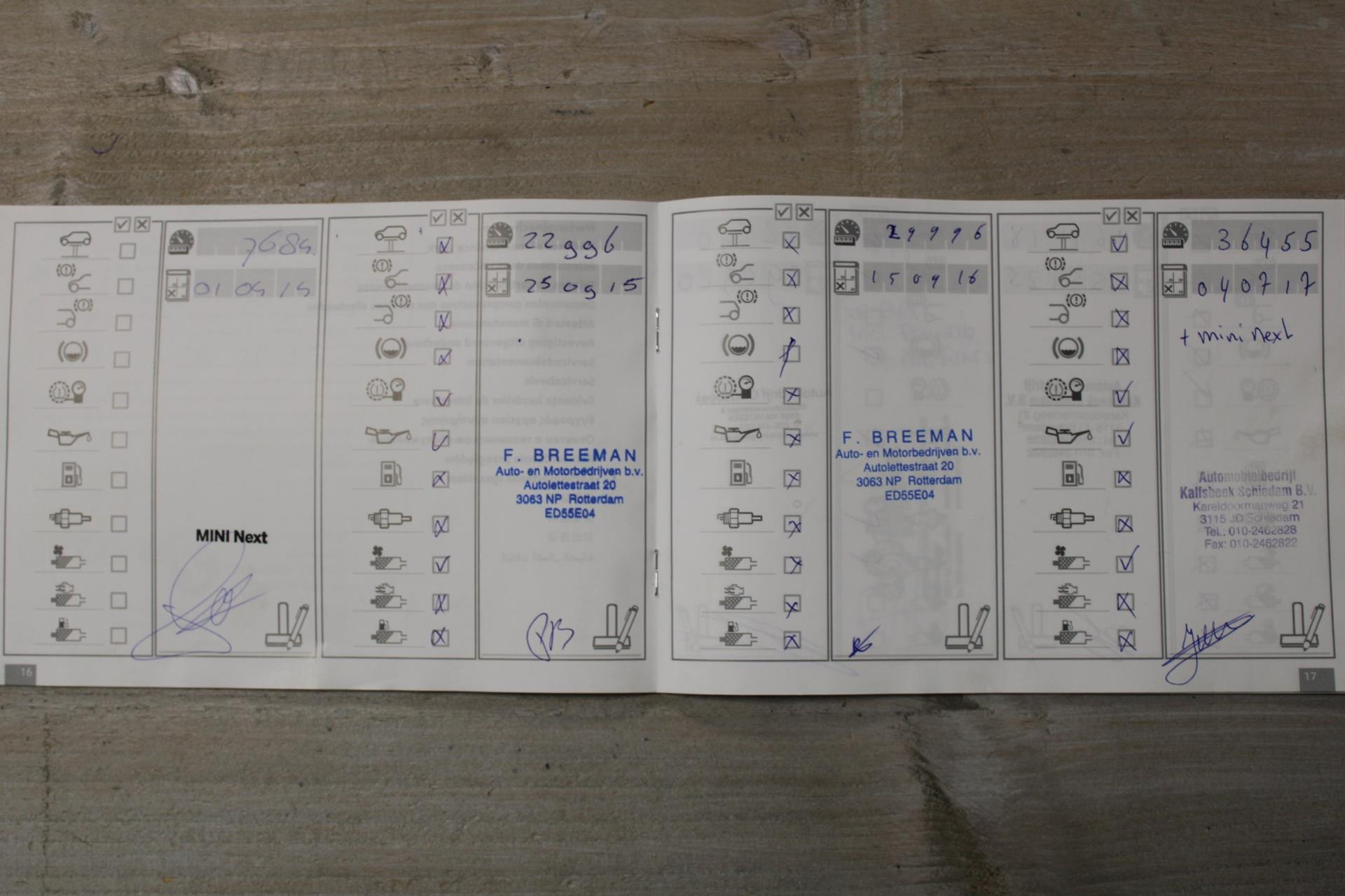 43778935-25.jpg