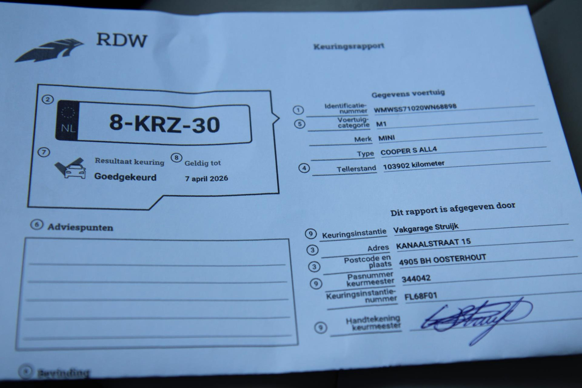 43778935-28.jpg