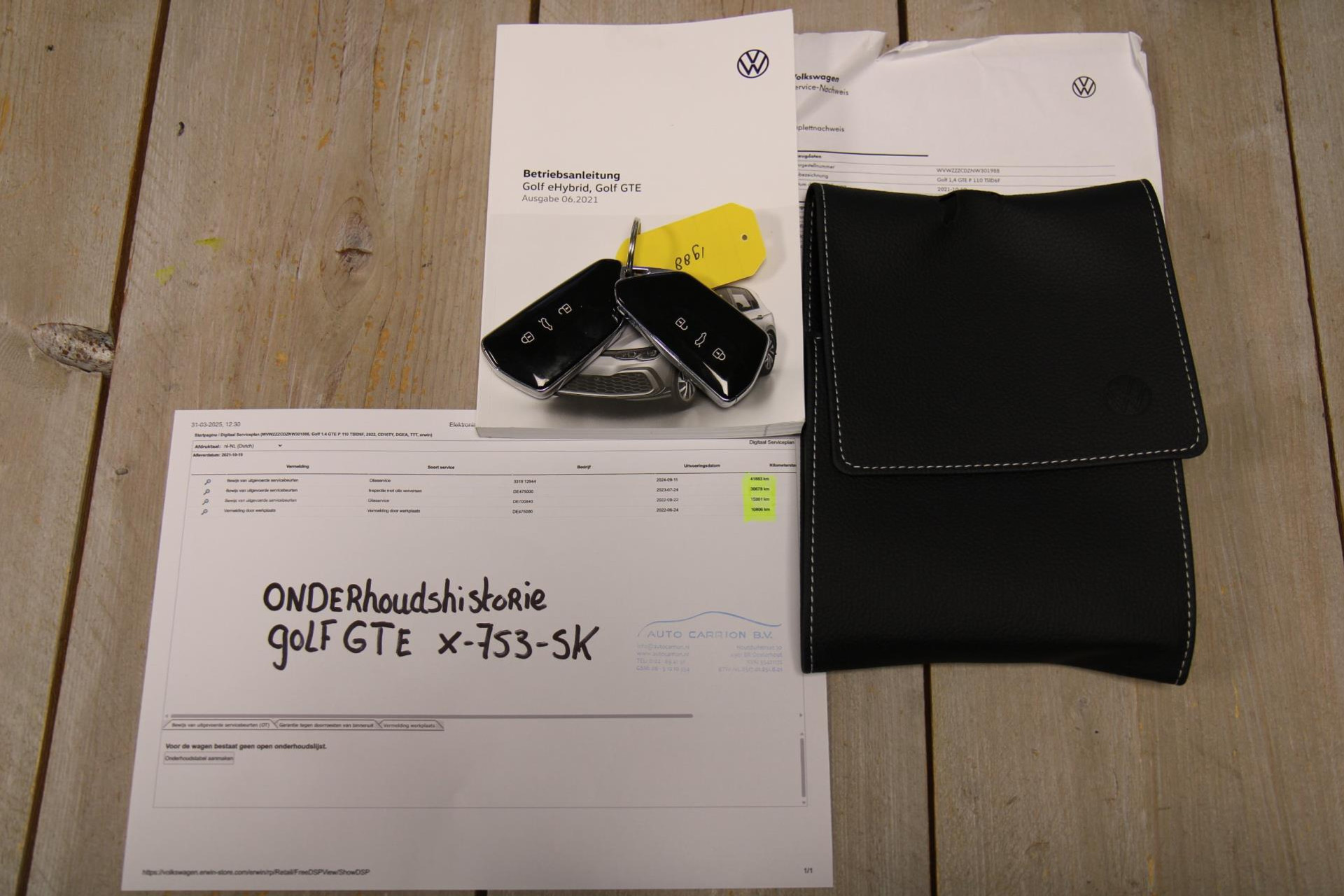 43856167-42.jpg
