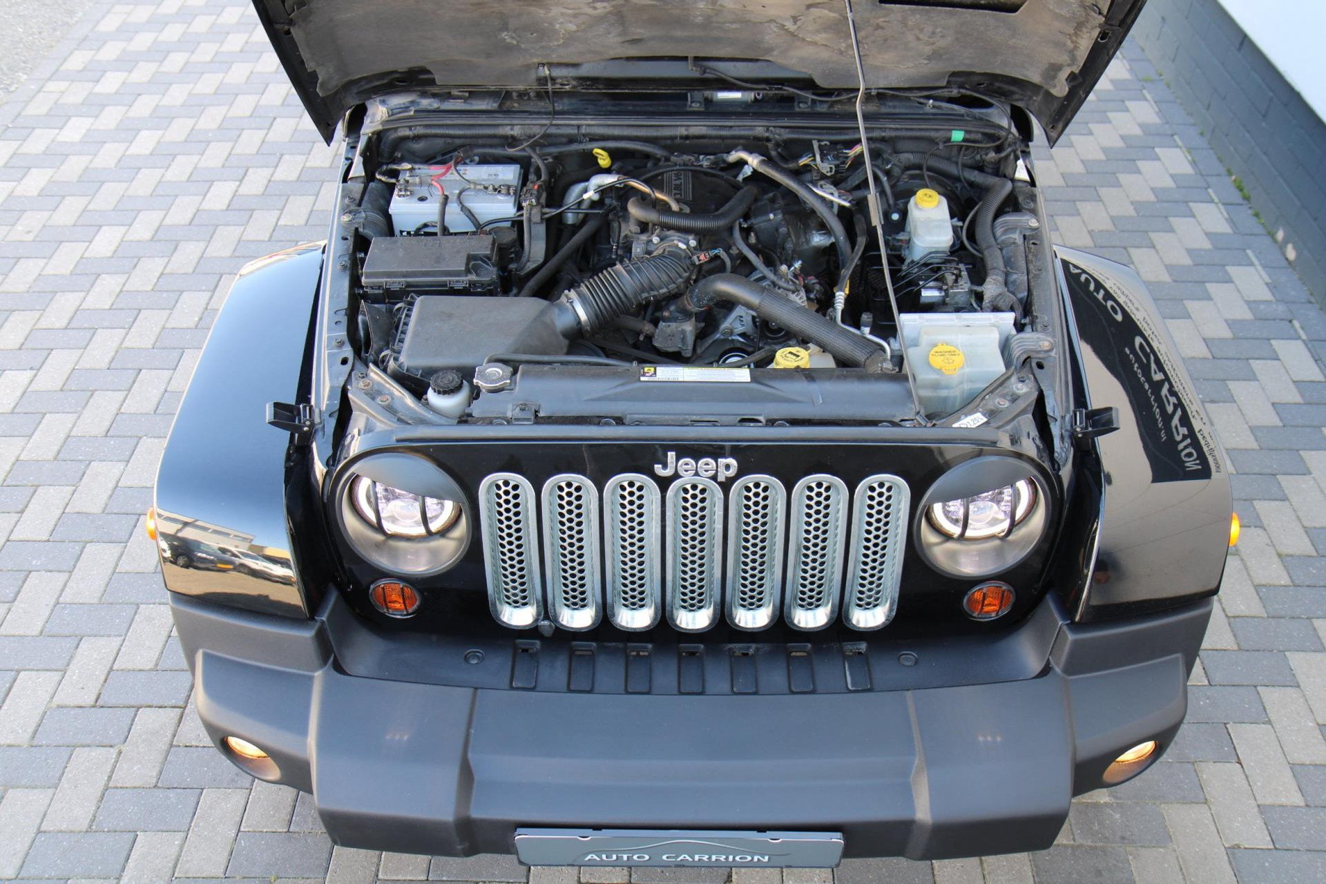 43911358-34.jpg