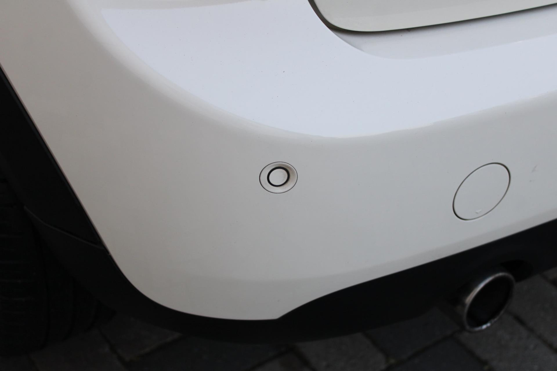 43979035-43.jpg