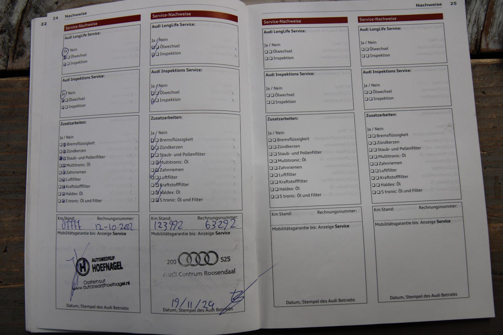 43984887-29.jpg