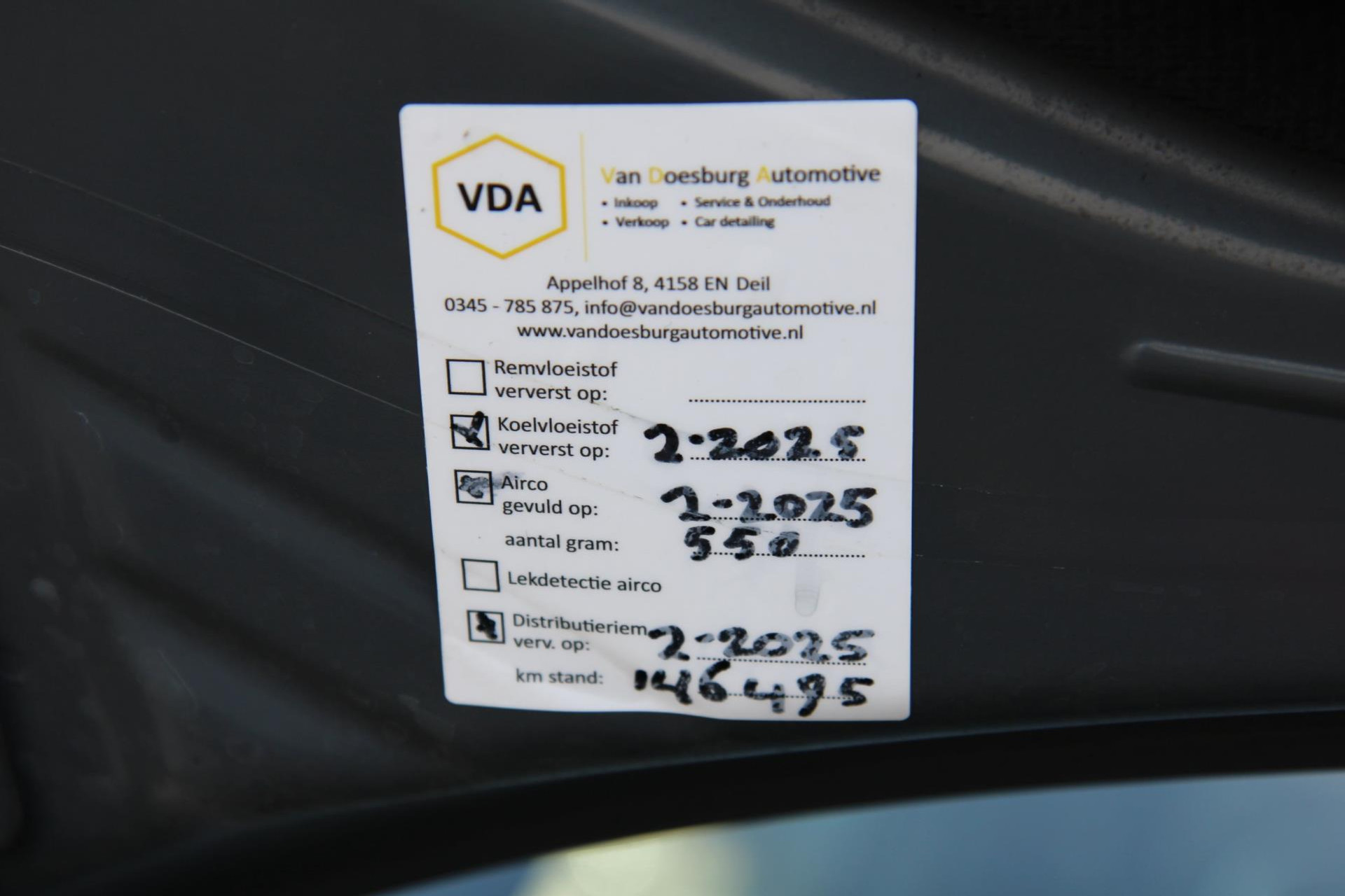 43984930-26.jpg