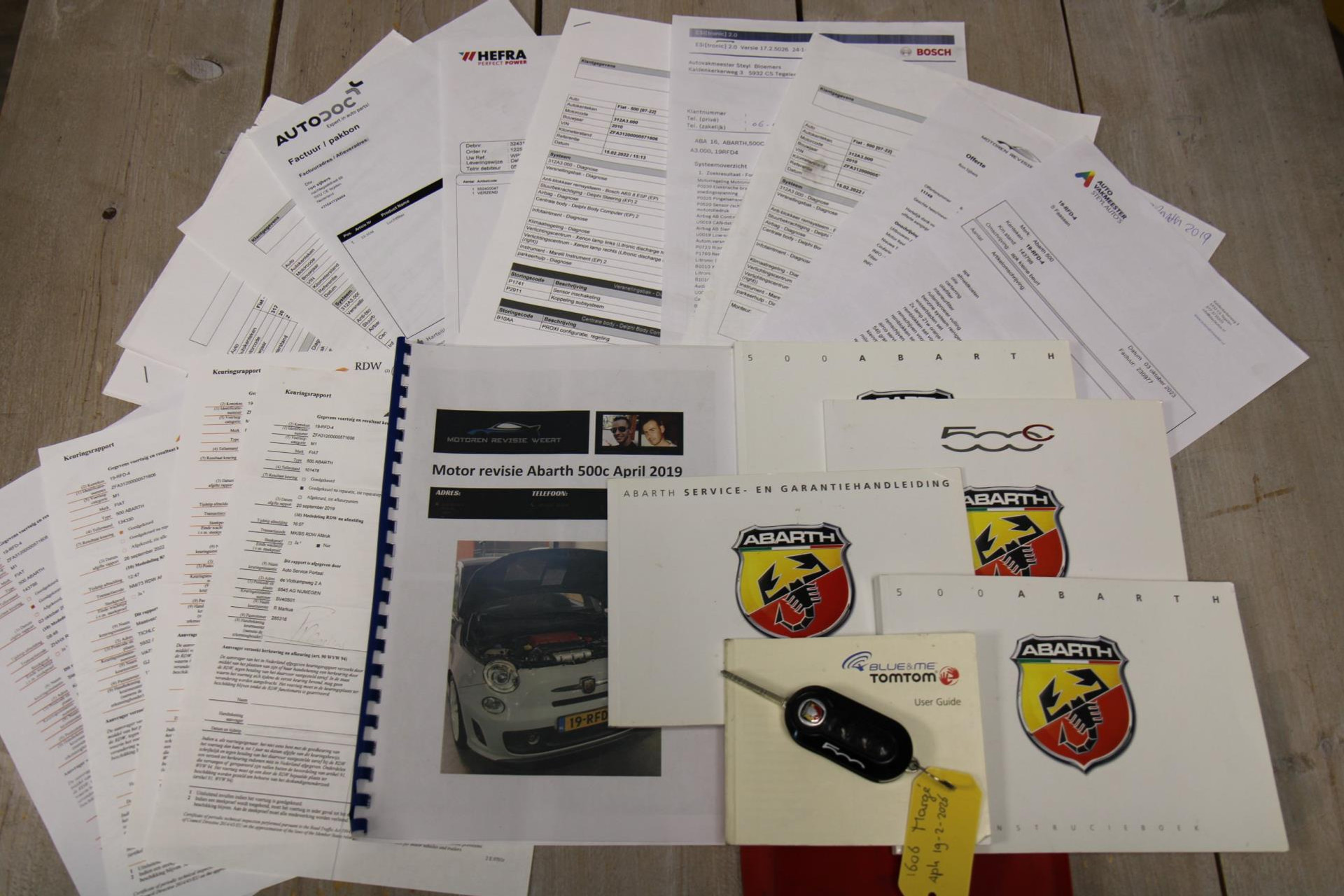 43984930-27.jpg