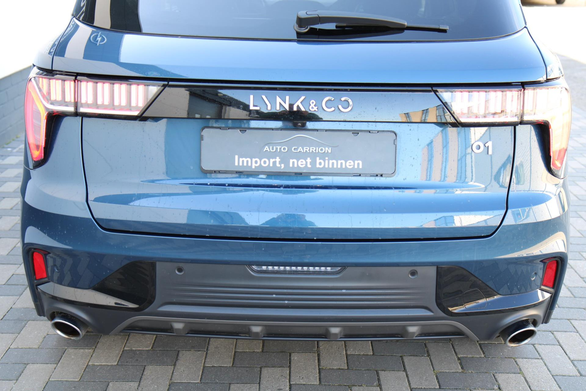 44006546-40.jpg