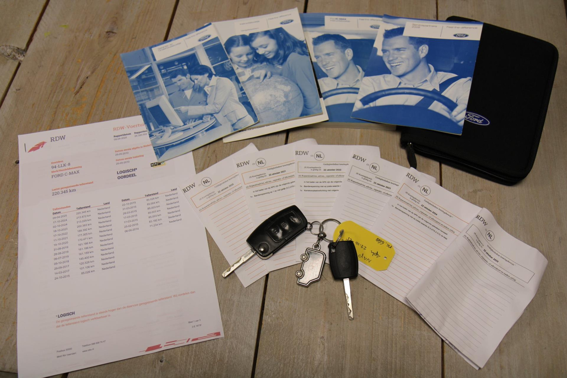 44228495-35.jpg