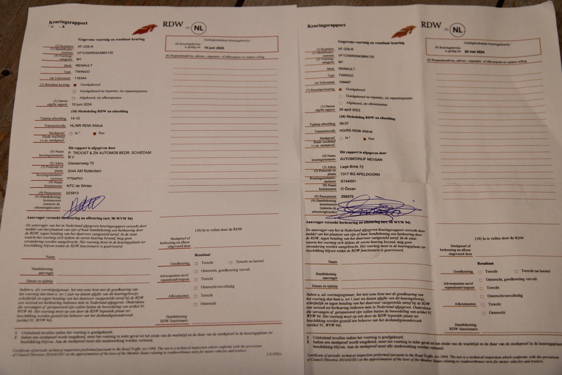 44270209-41.jpg