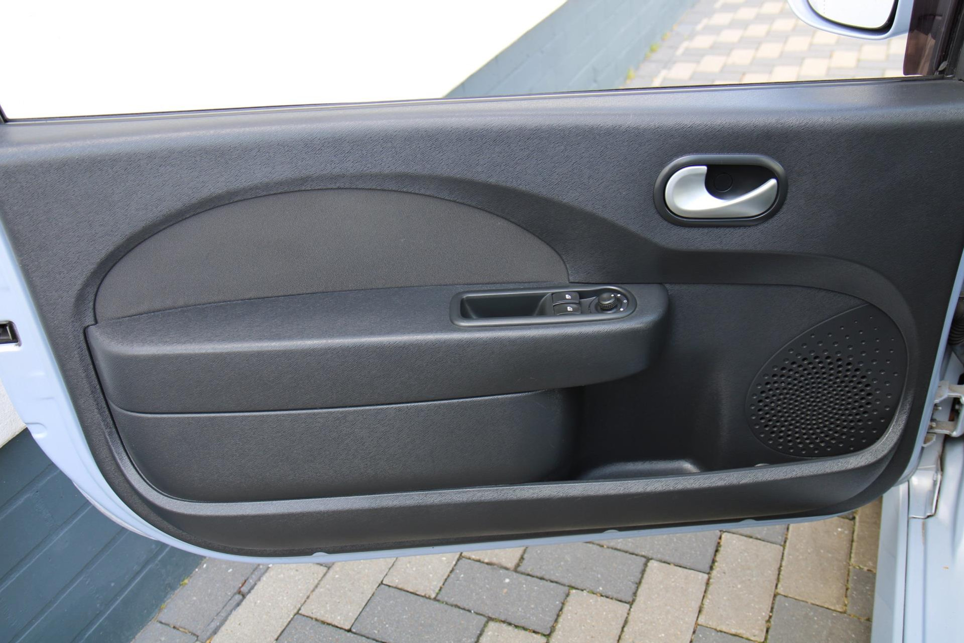 44270209-57.jpg