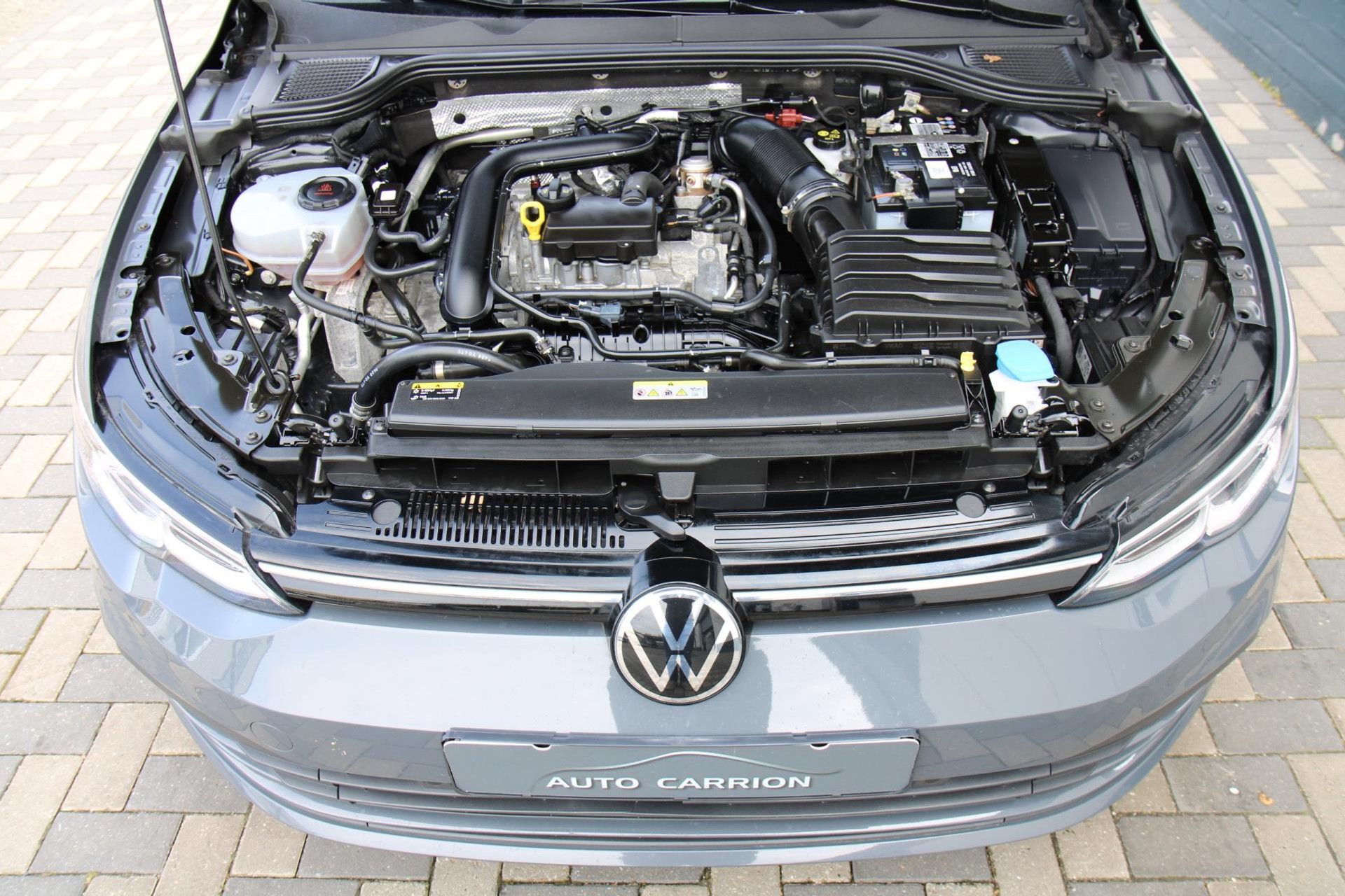44292745-46.jpg