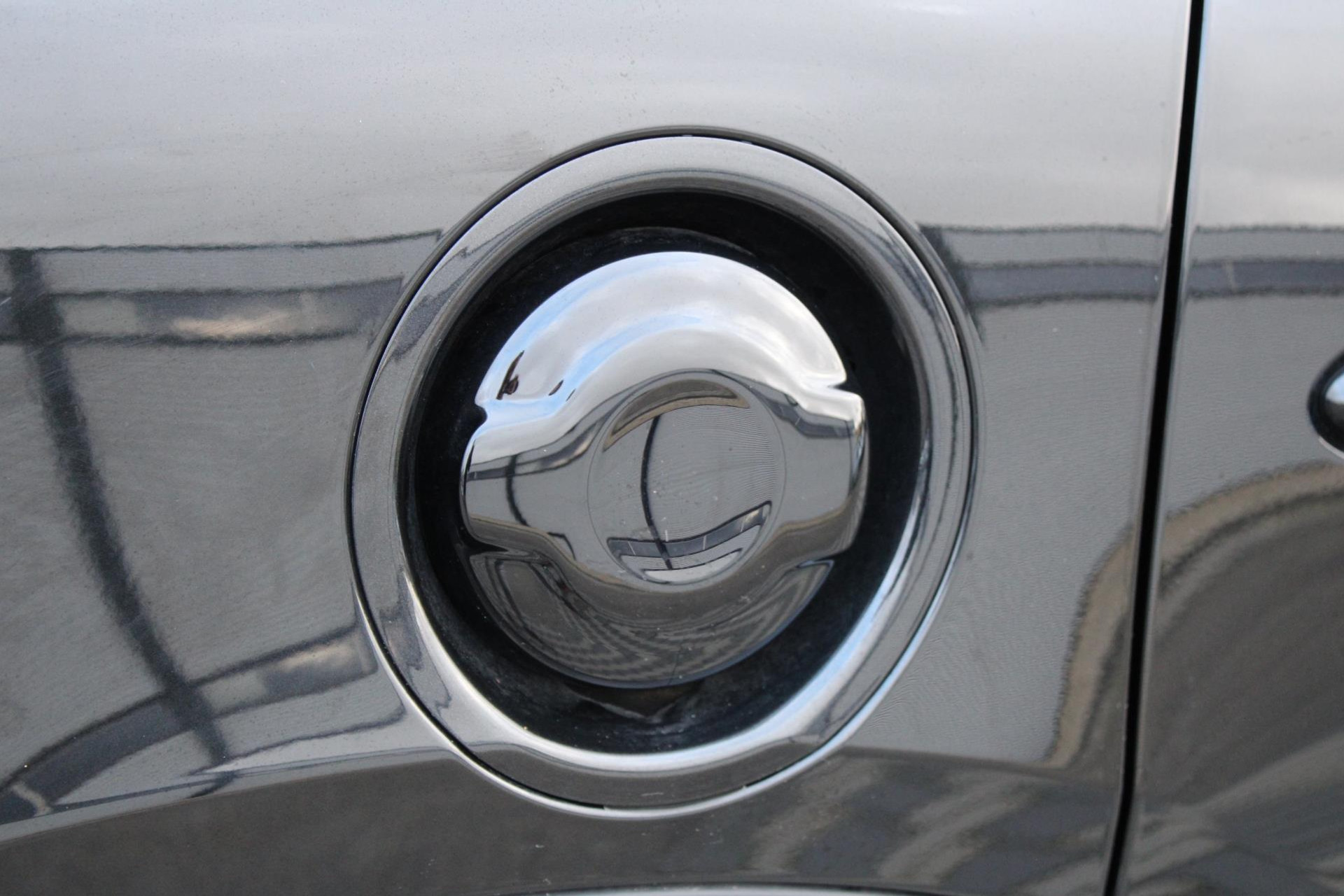 44378383-70.jpg