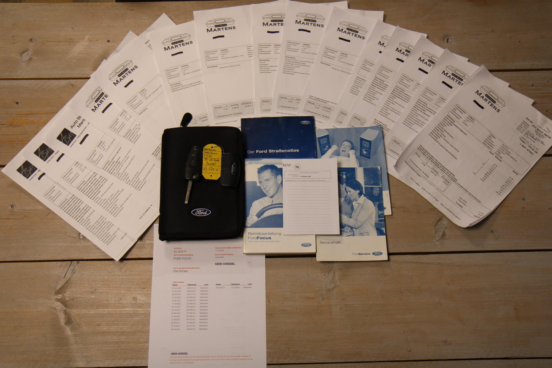 44381677-31.jpg