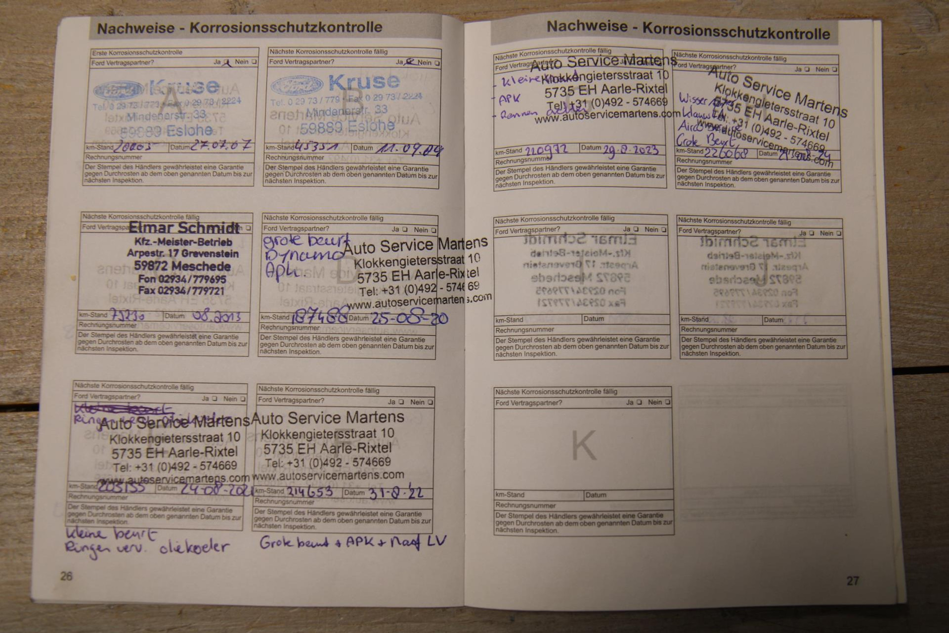 44381677-33.jpg