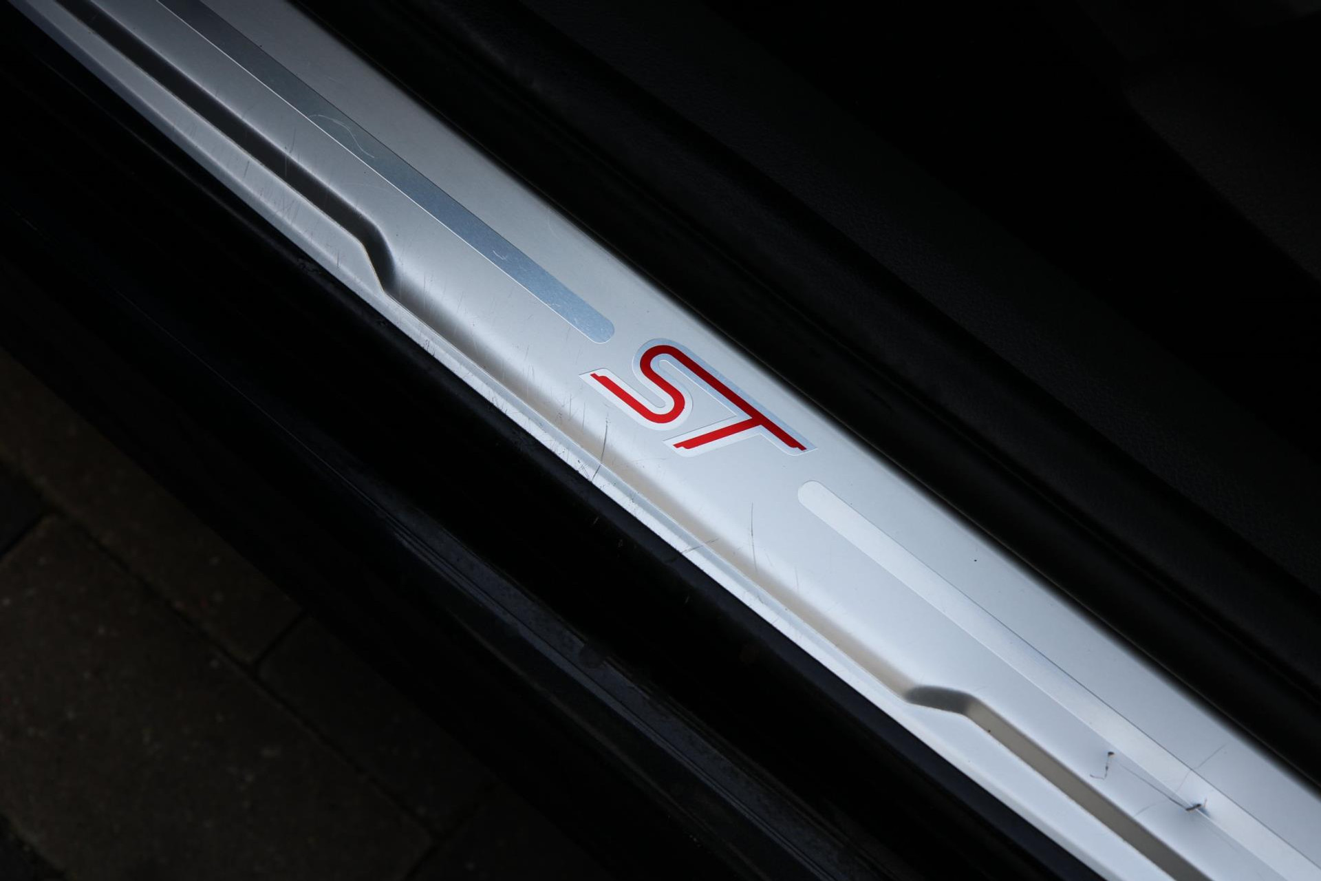 44381677-54.jpg