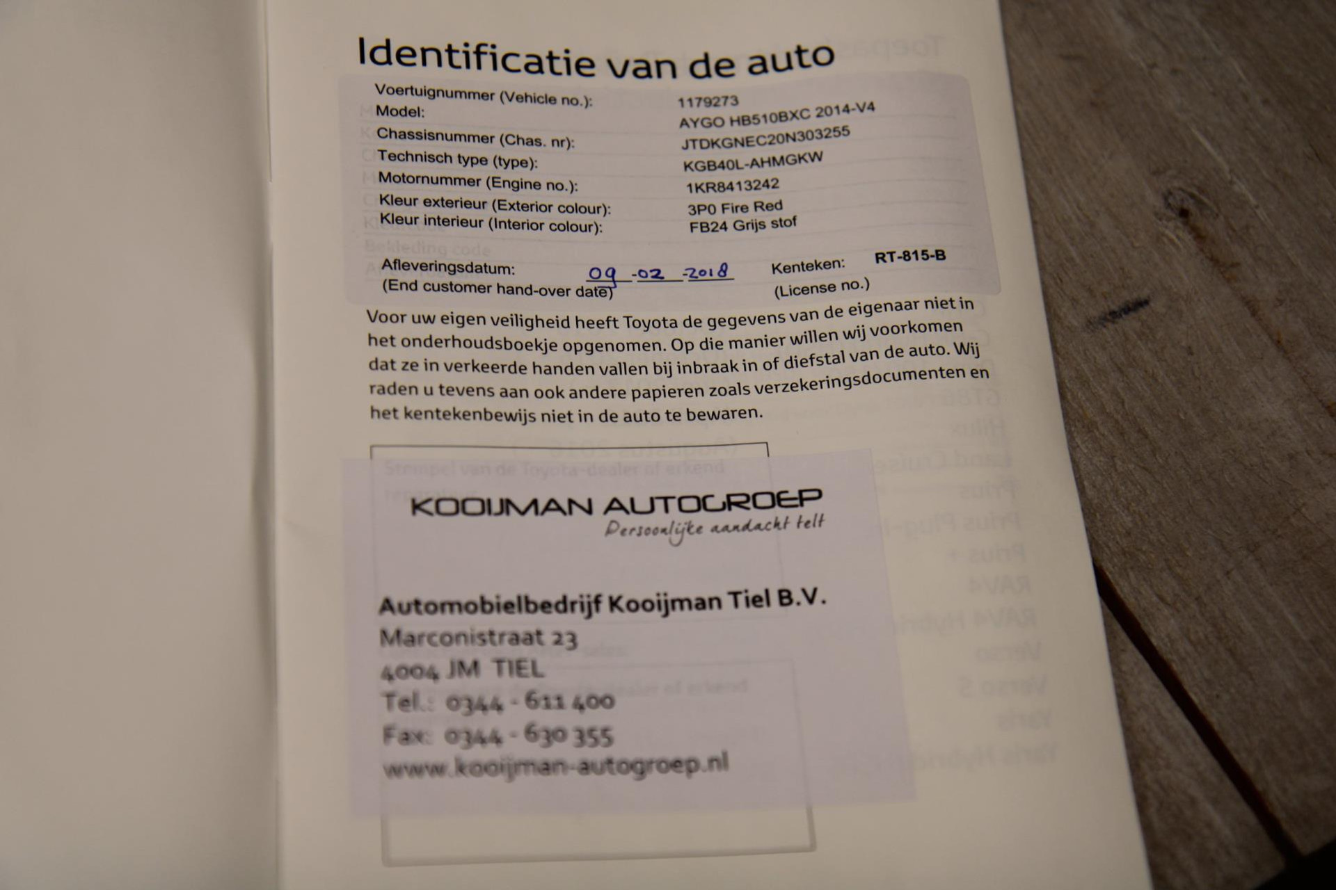 44404719-25.jpg