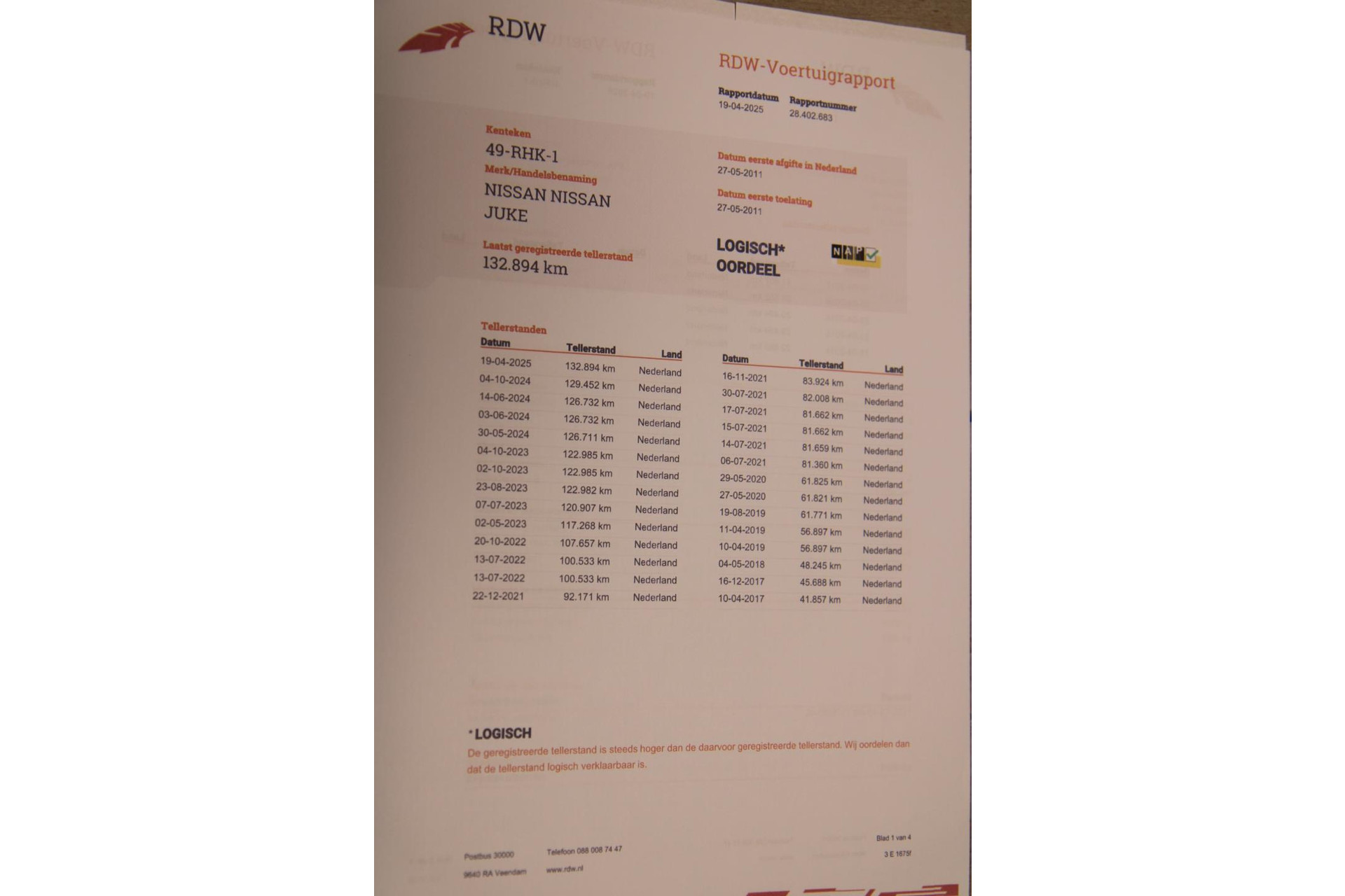 44418484-26.jpg
