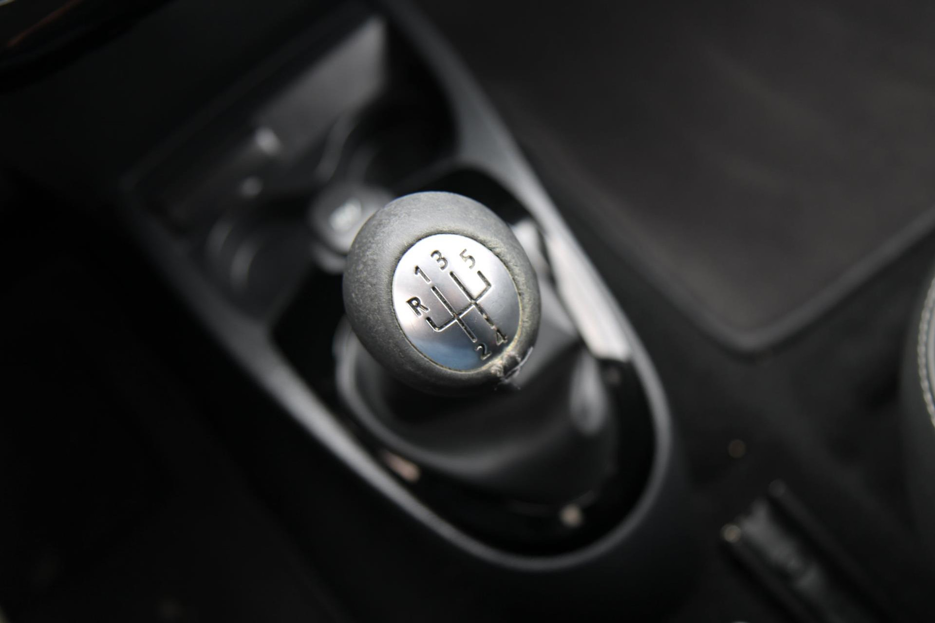 44433203-18.jpg
