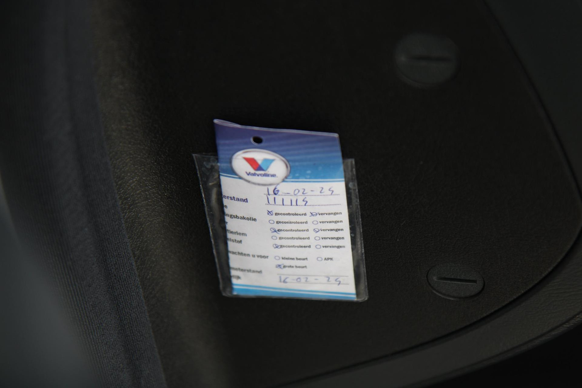 44488416-26.jpg