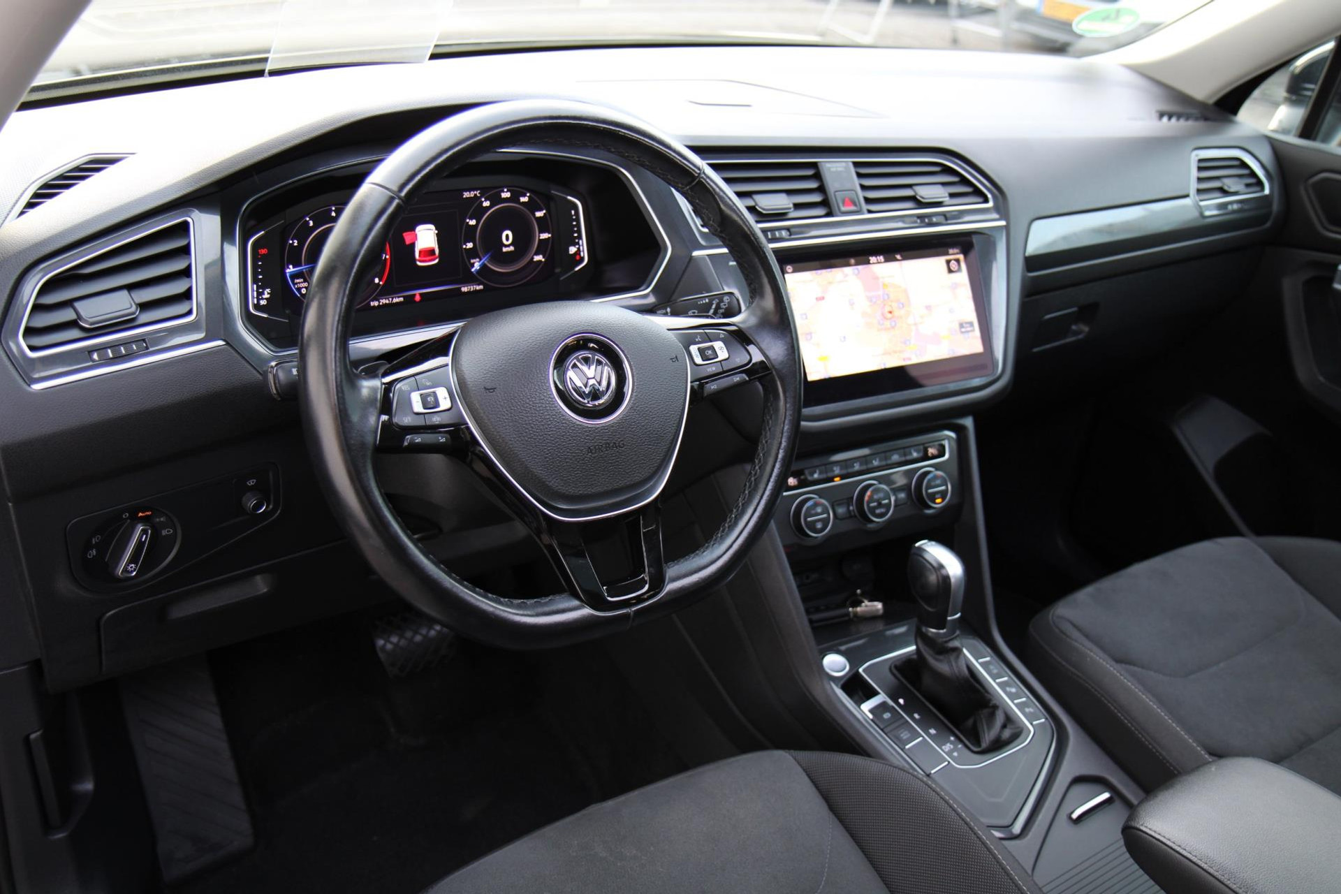 44526672-16.jpg