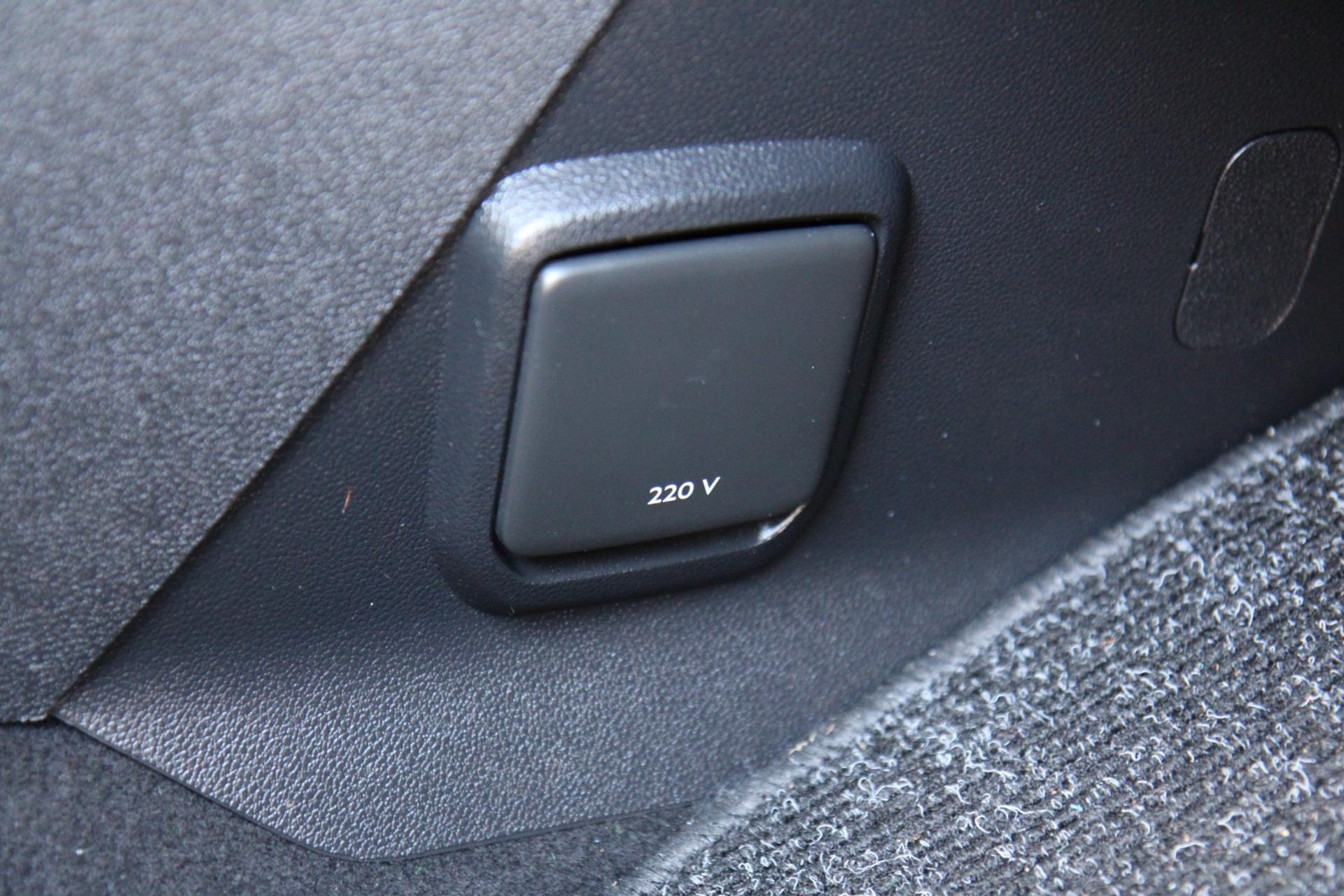 44634914-76.jpg