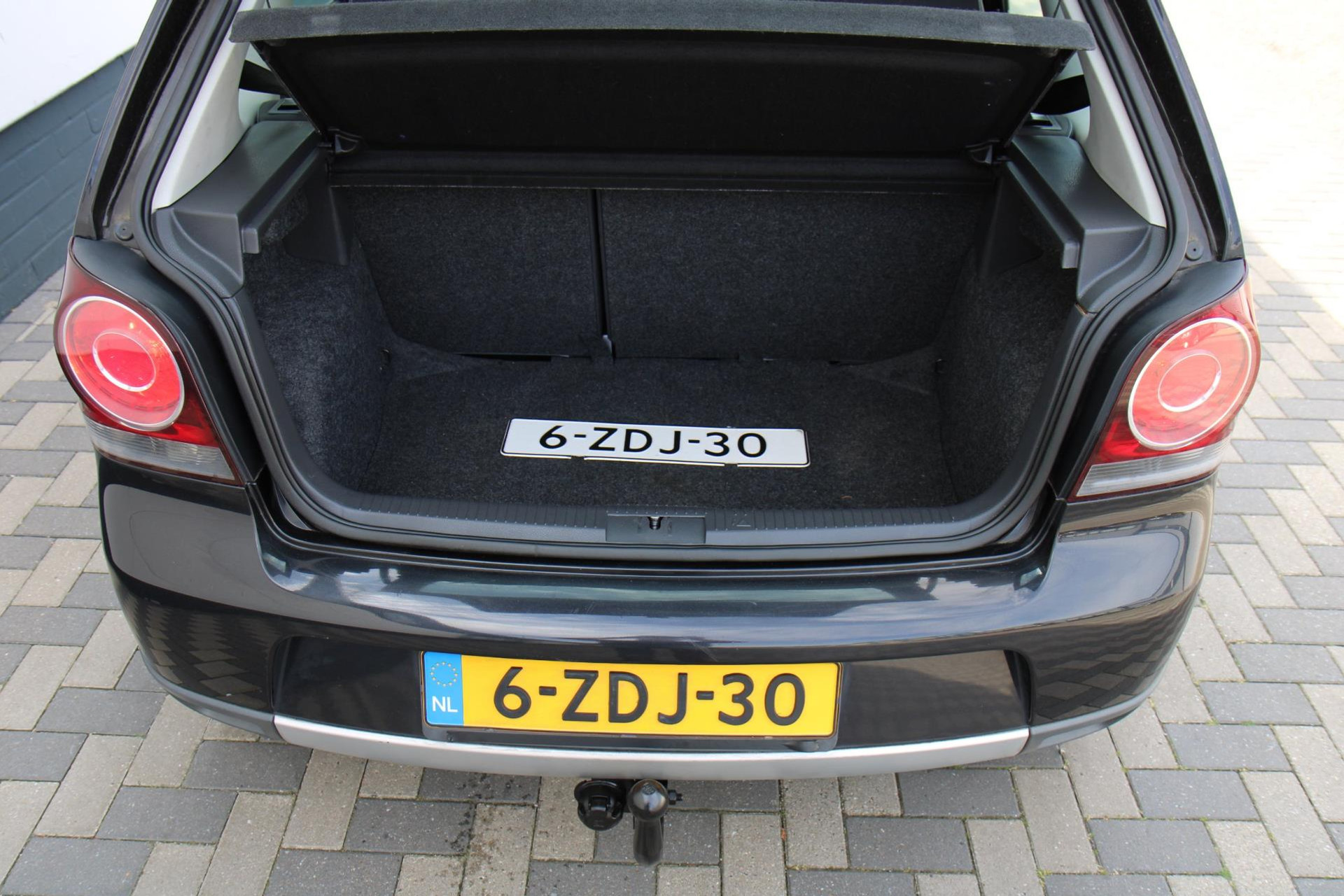 44703571-27.jpg