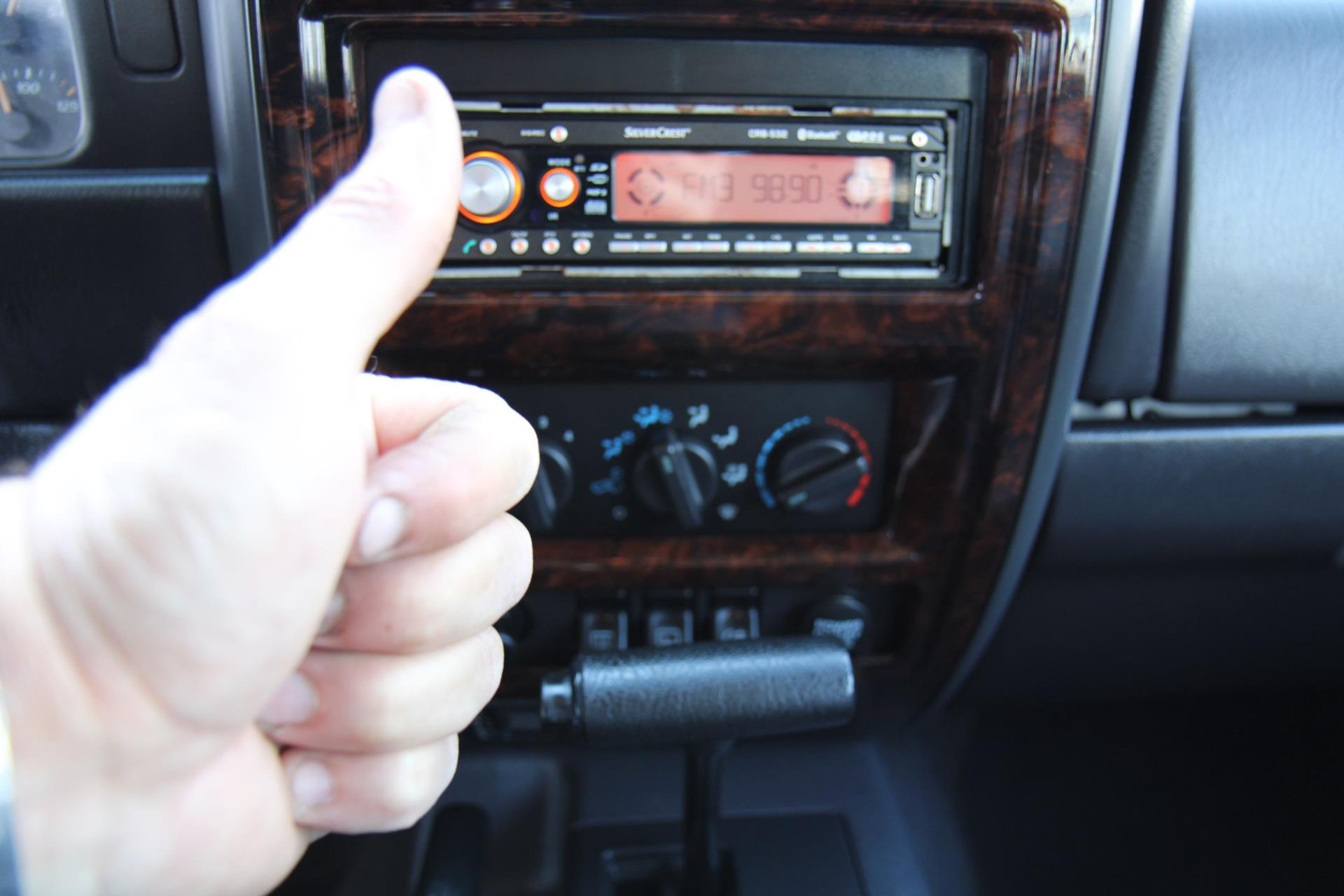 45062253-16.jpg