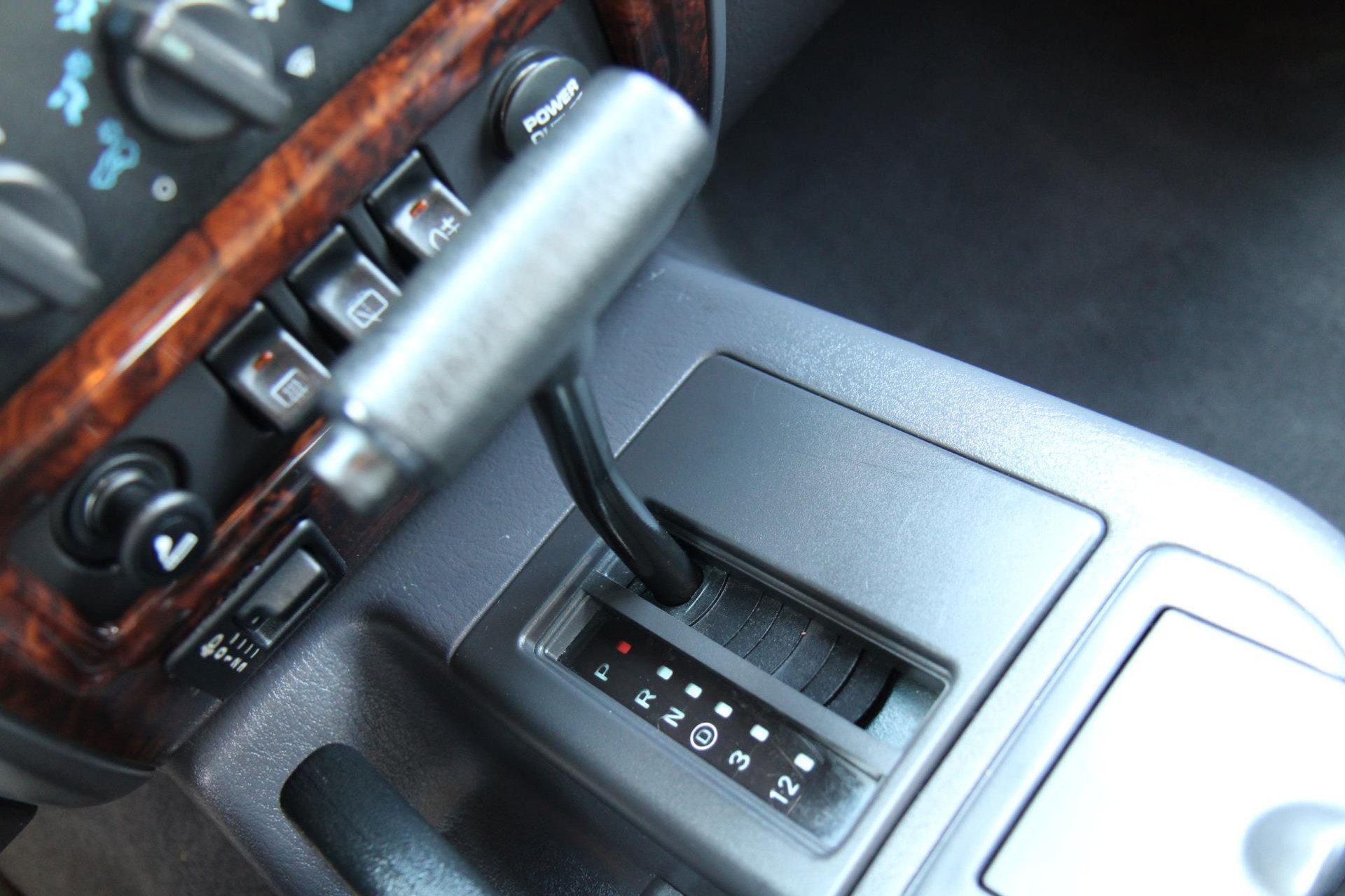 45062253-18.jpg