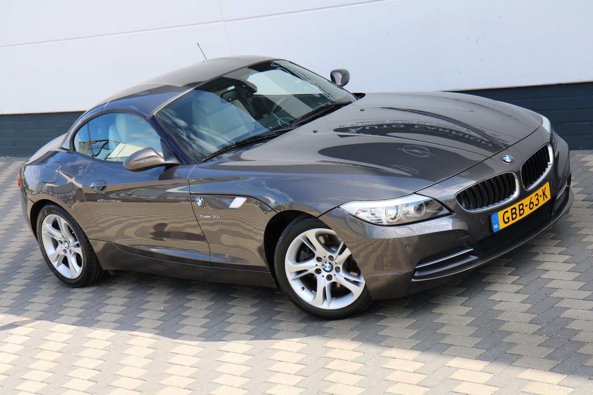 45392263-70.jpg