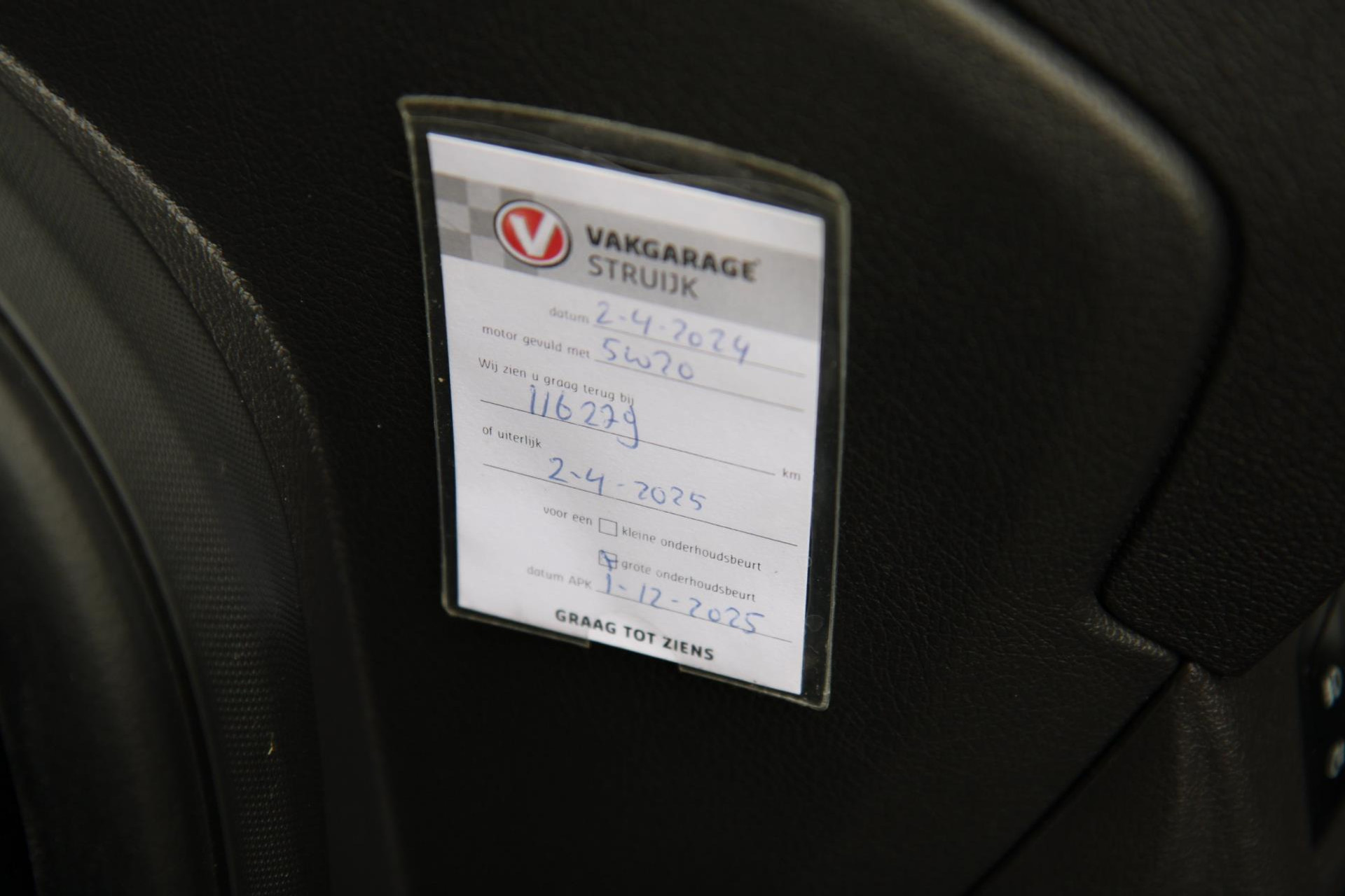 45409315-27.jpg