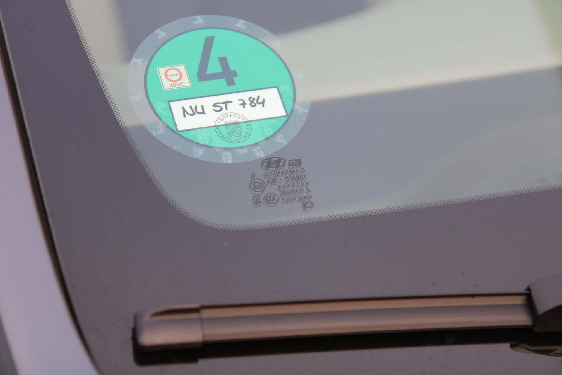 45444923-79.jpg