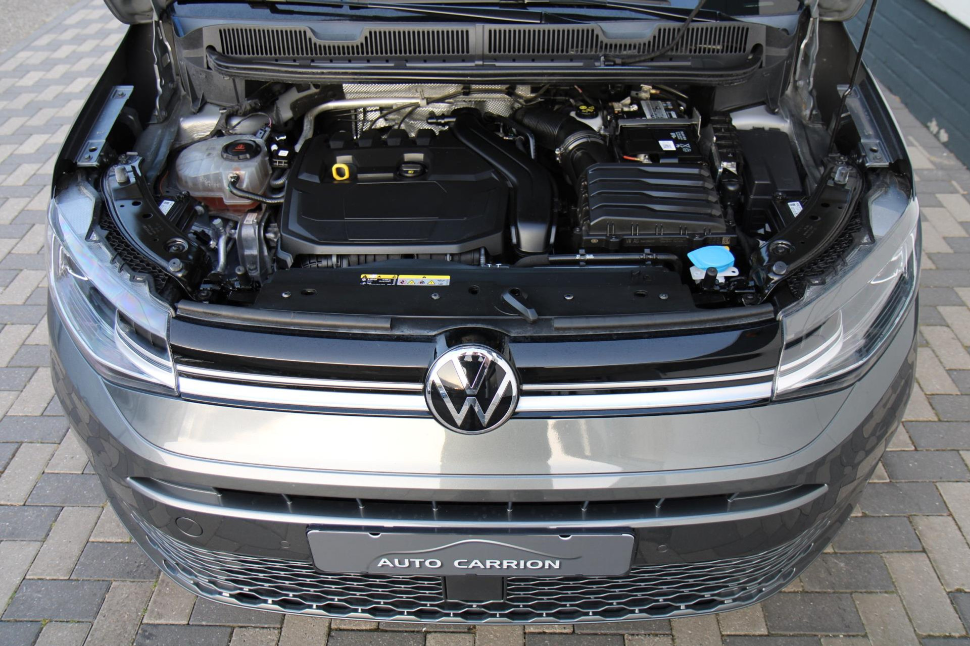 45627098-46.jpg